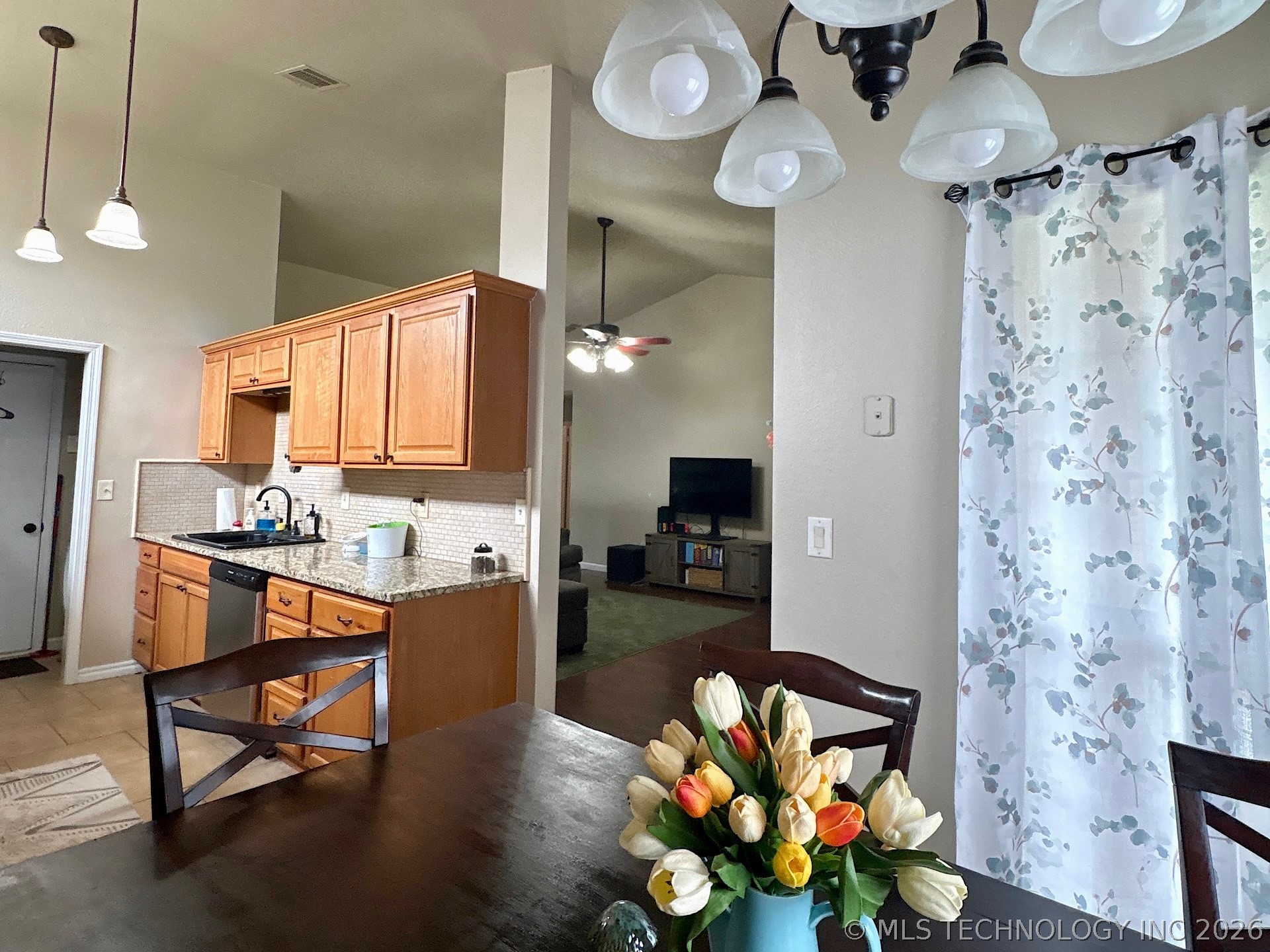 2709 S Narcissus Place Broken Arrow OK 74012
