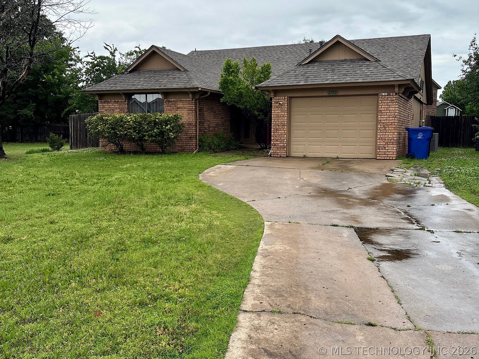2709 S Narcissus Place Broken Arrow OK 74012