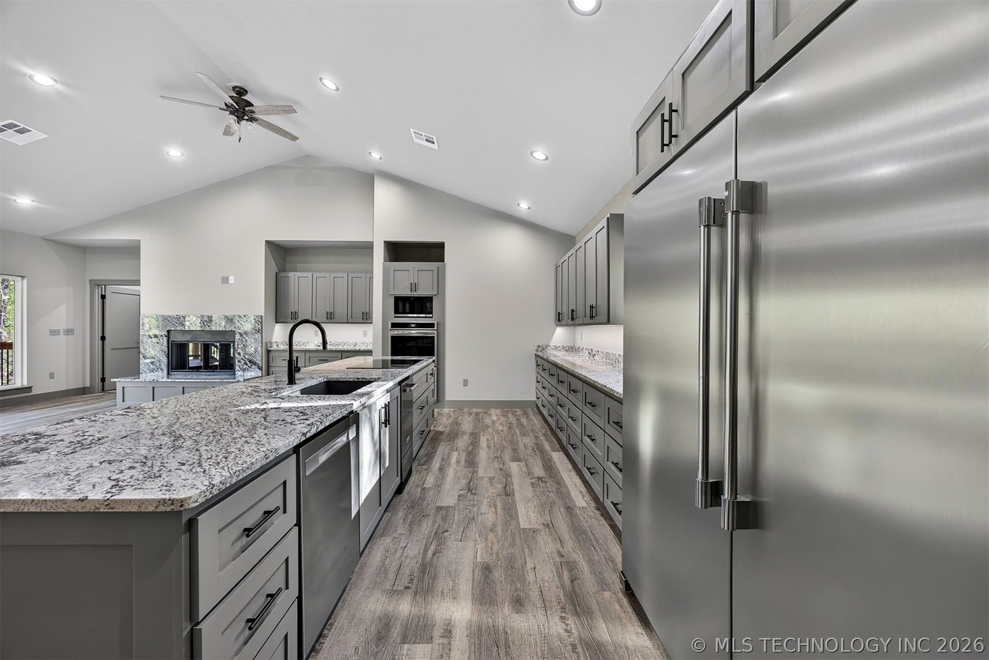 18475 W Lakewood Drive Park Hill OK 74451