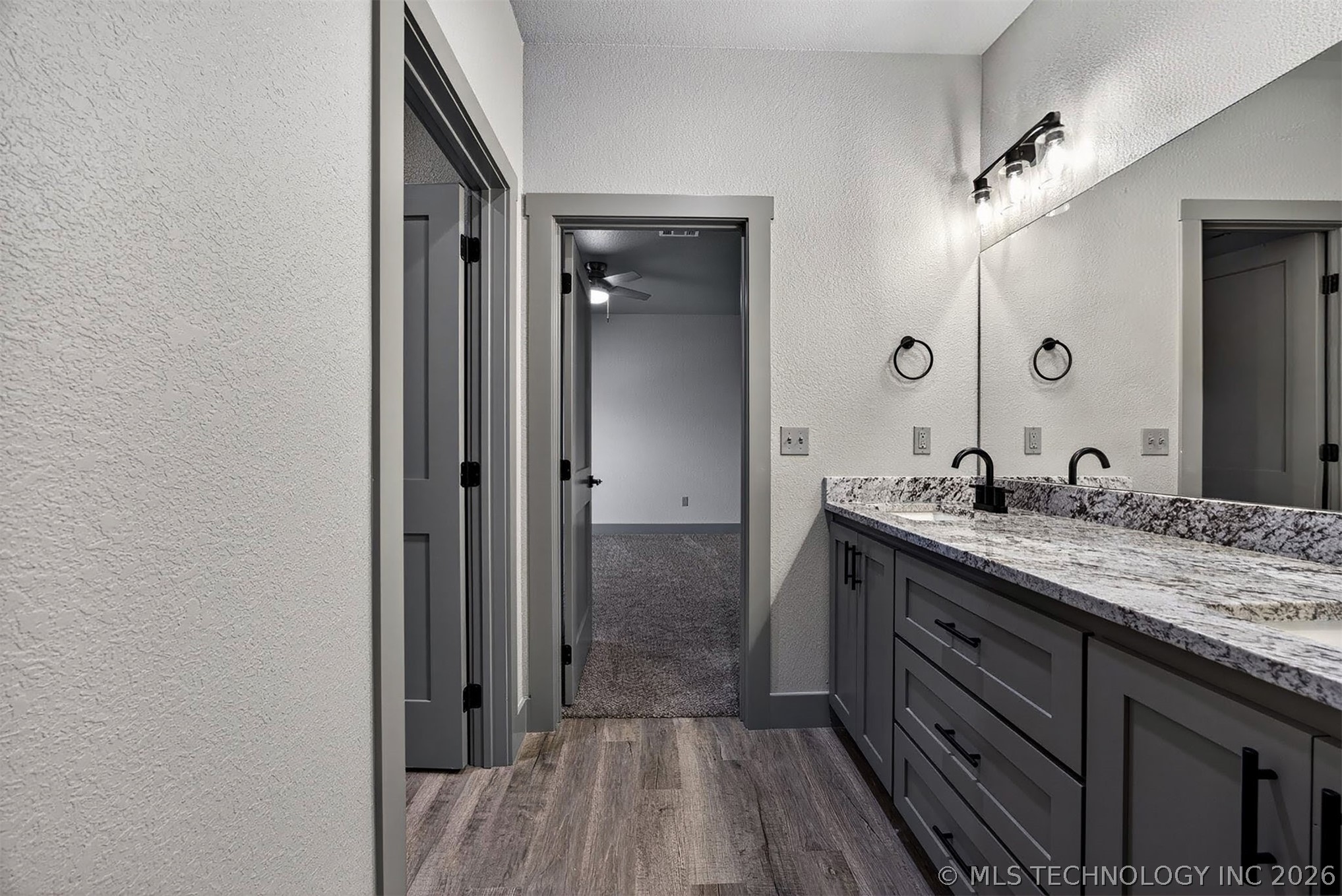 18475 W Lakewood Drive Park Hill OK 74451