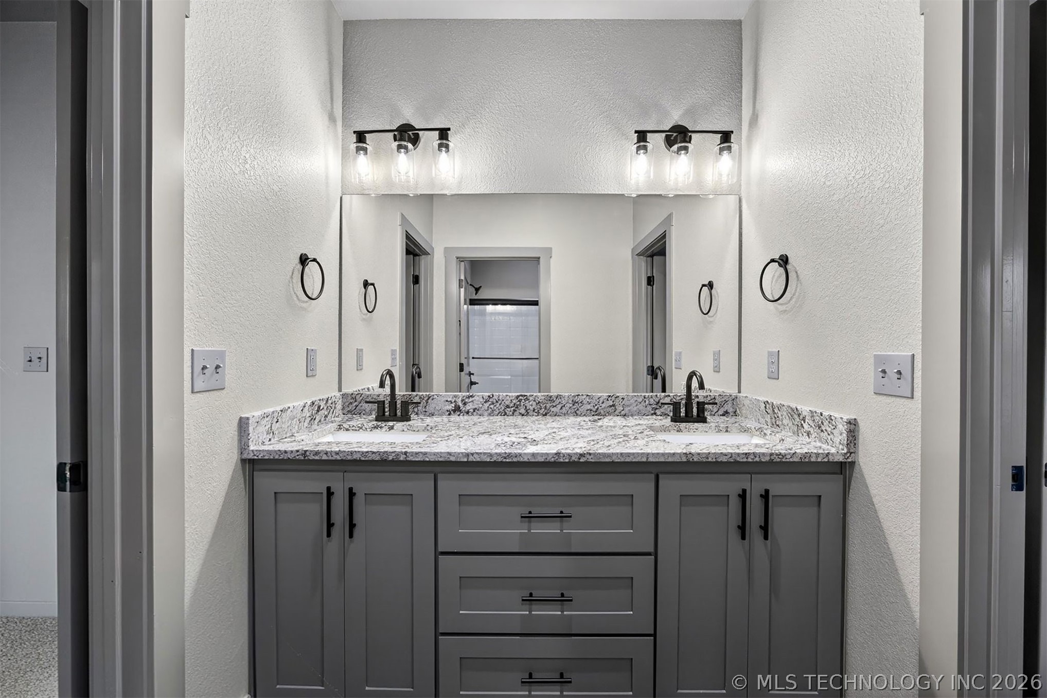 18475 W Lakewood Drive Park Hill OK 74451
