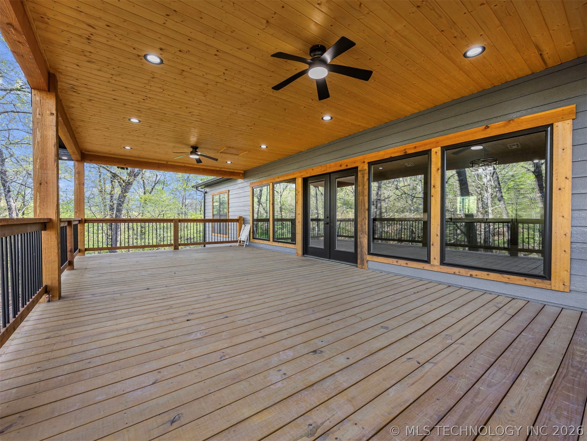 18475 W Lakewood Drive Park Hill OK 74451