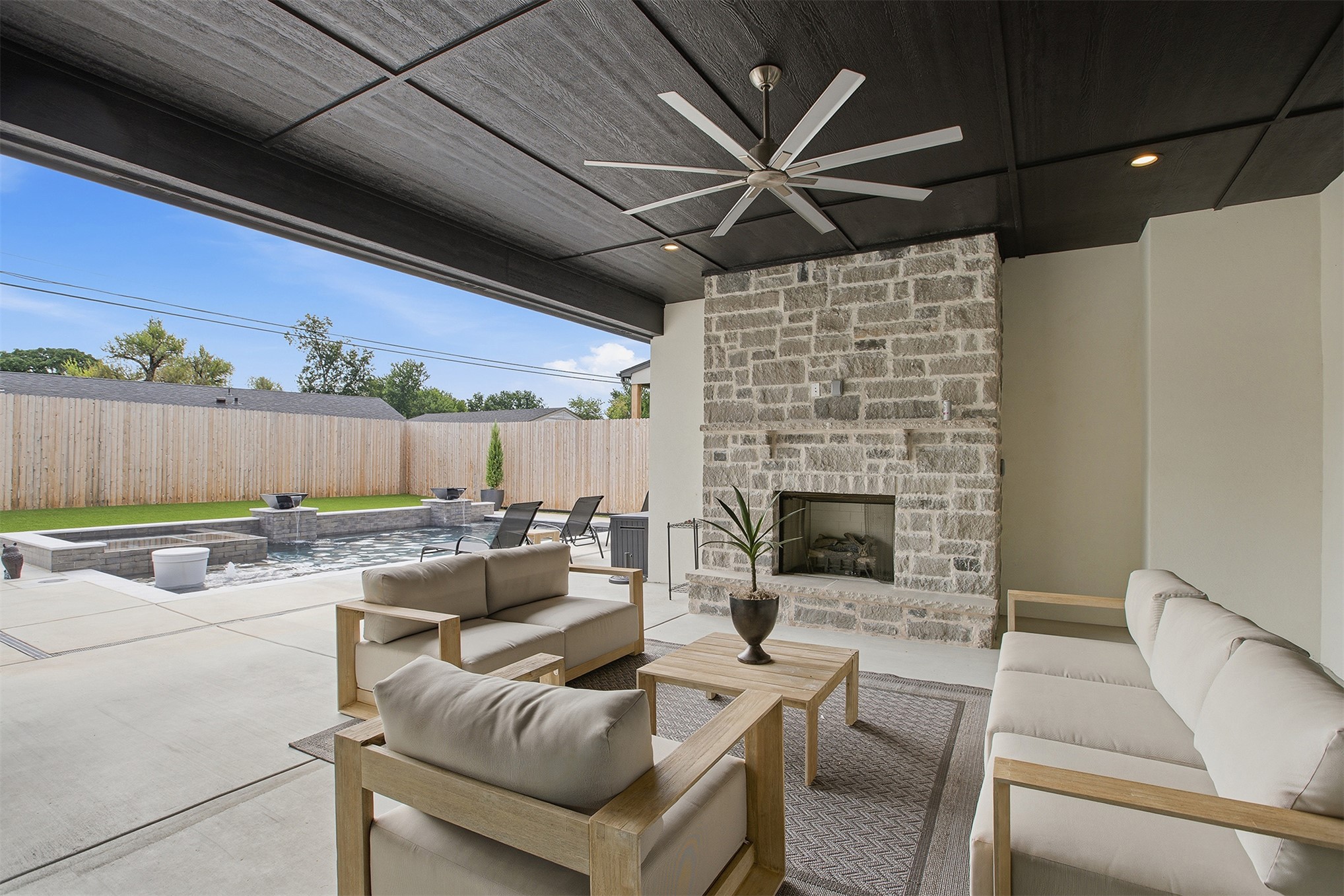 4633 S Detroit Avenue Tulsa OK 74105