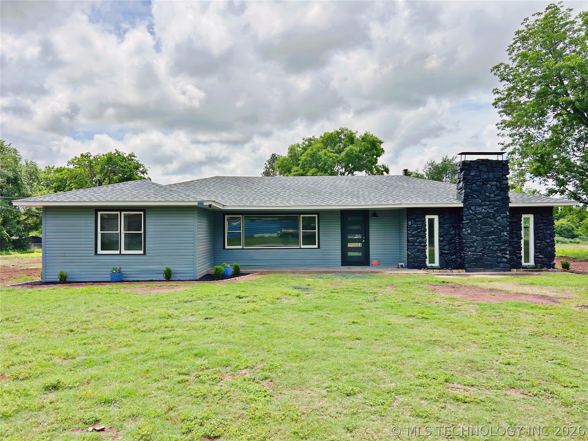 27197 Maiden Lane Henryetta OK 74437