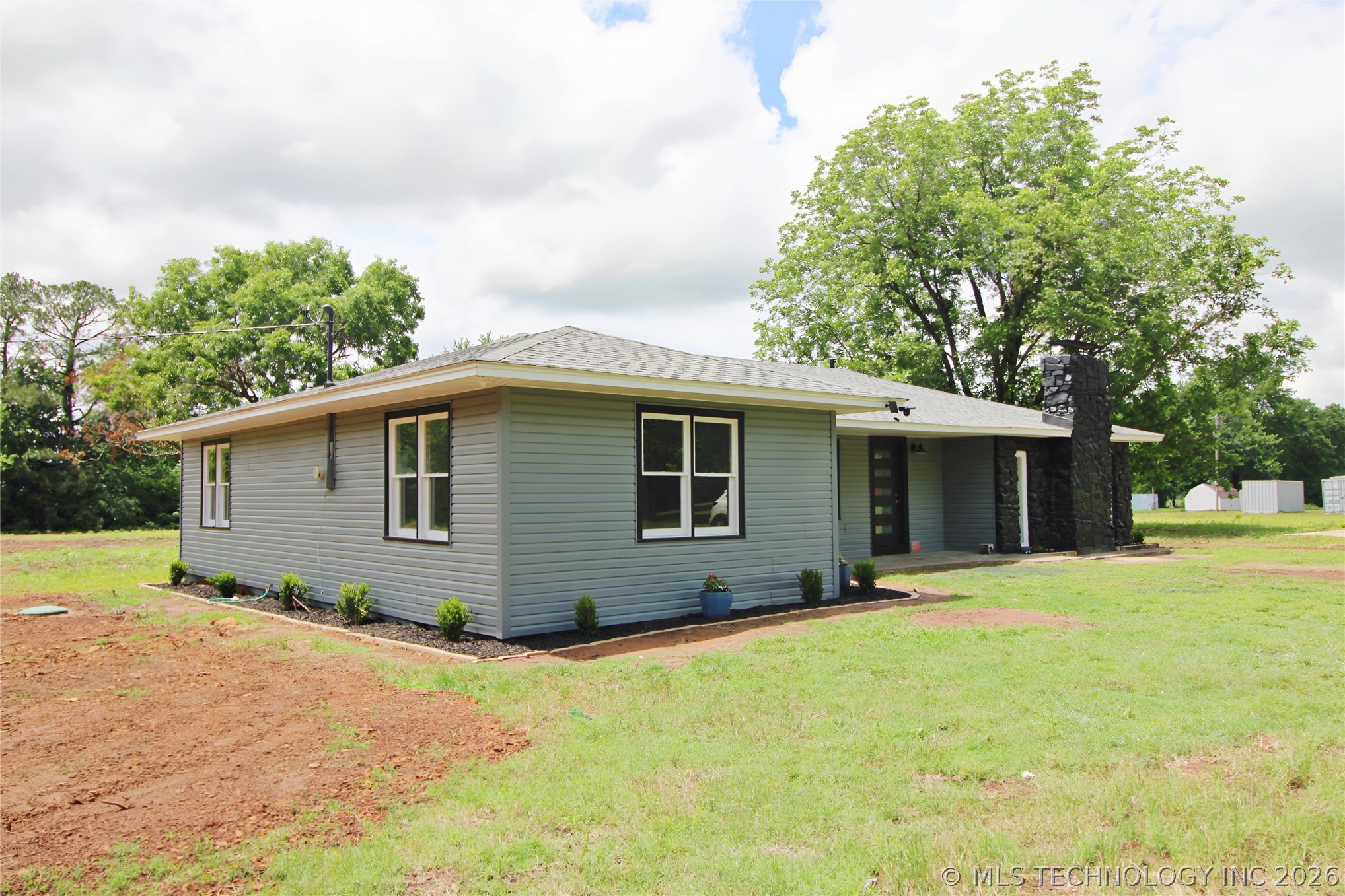 27197 Maiden Lane Henryetta OK 74437