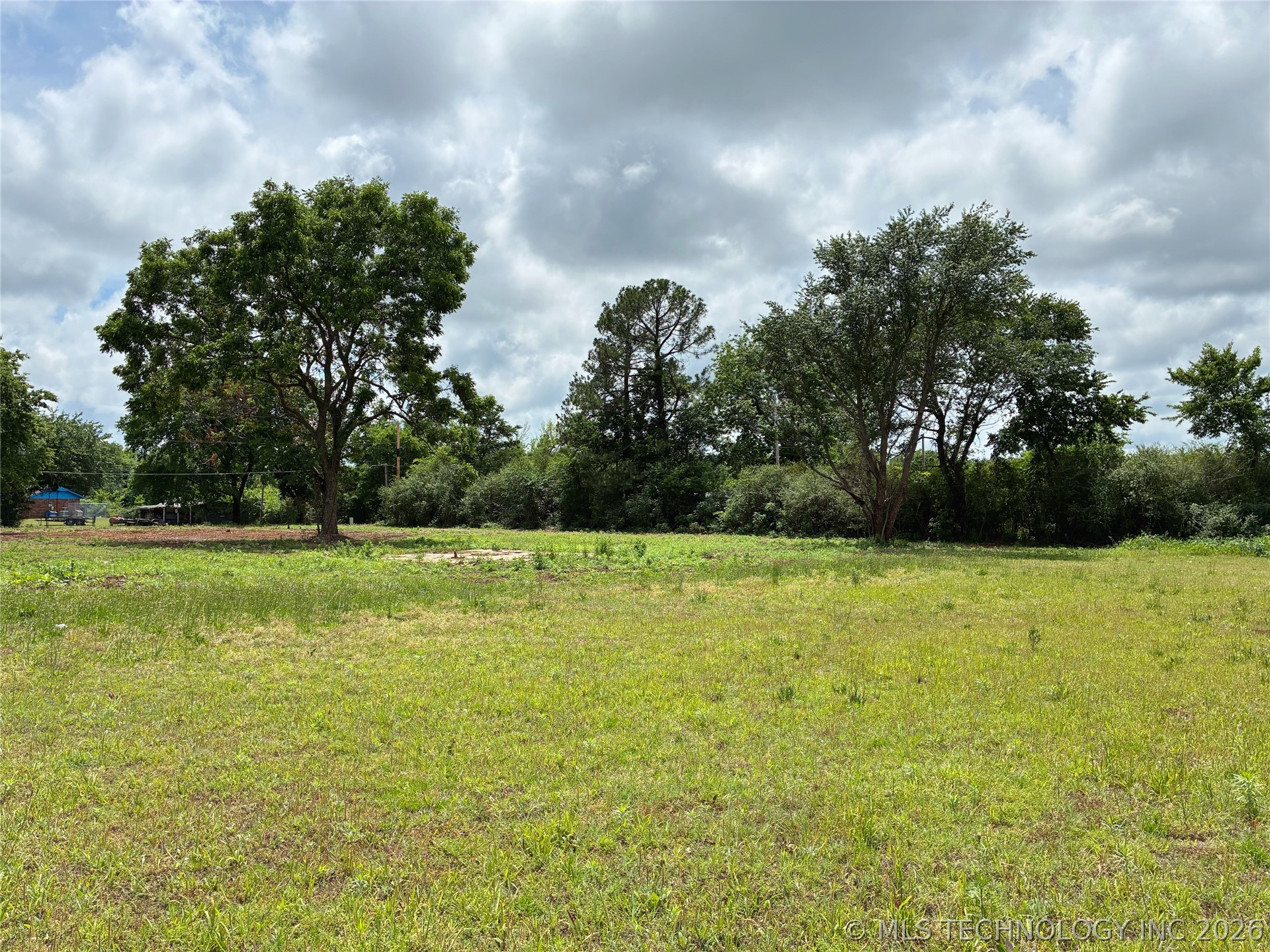 27197 Maiden Lane Henryetta OK 74437