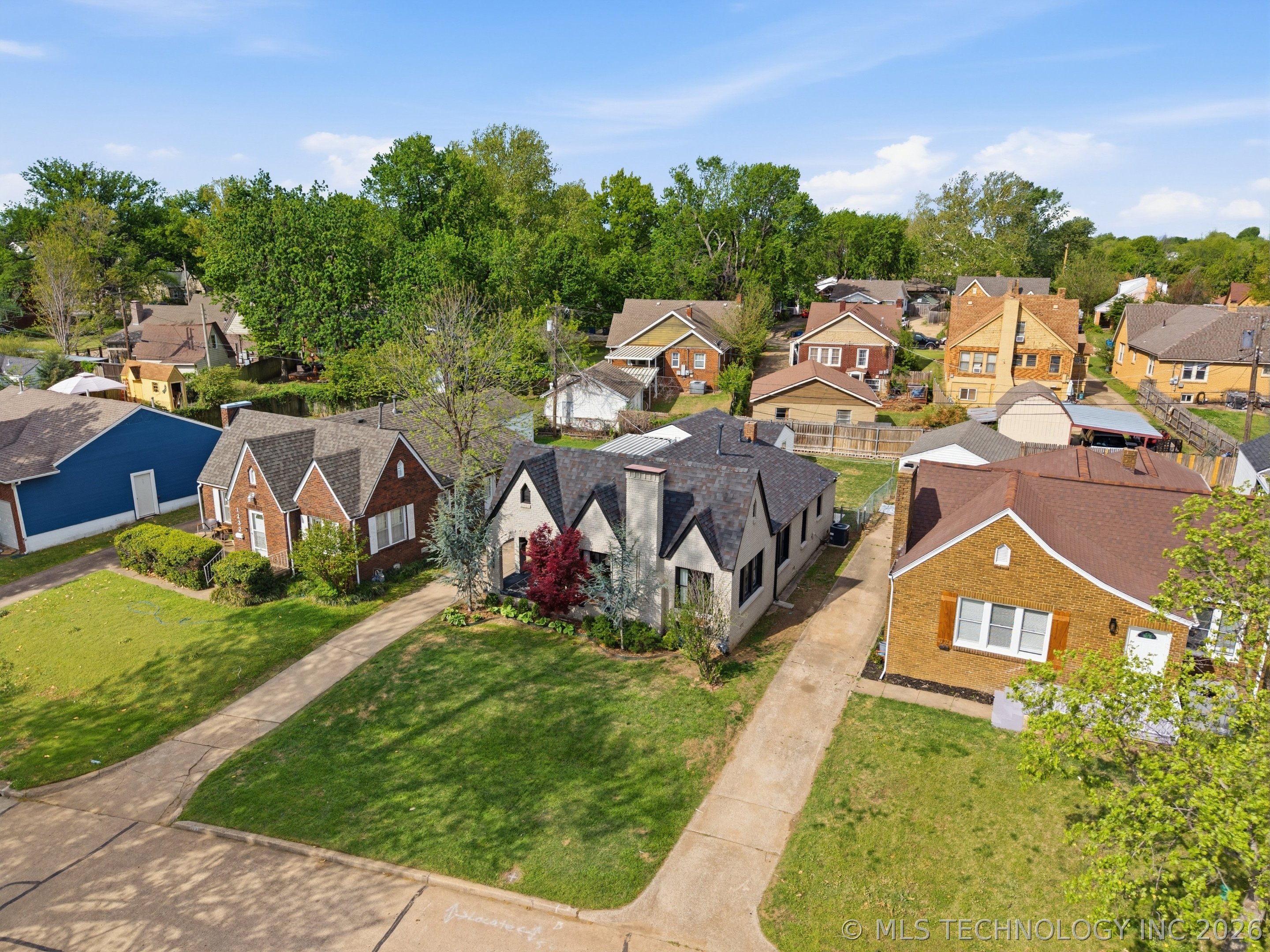 1228 S Knoxville Avenue Tulsa OK 74112