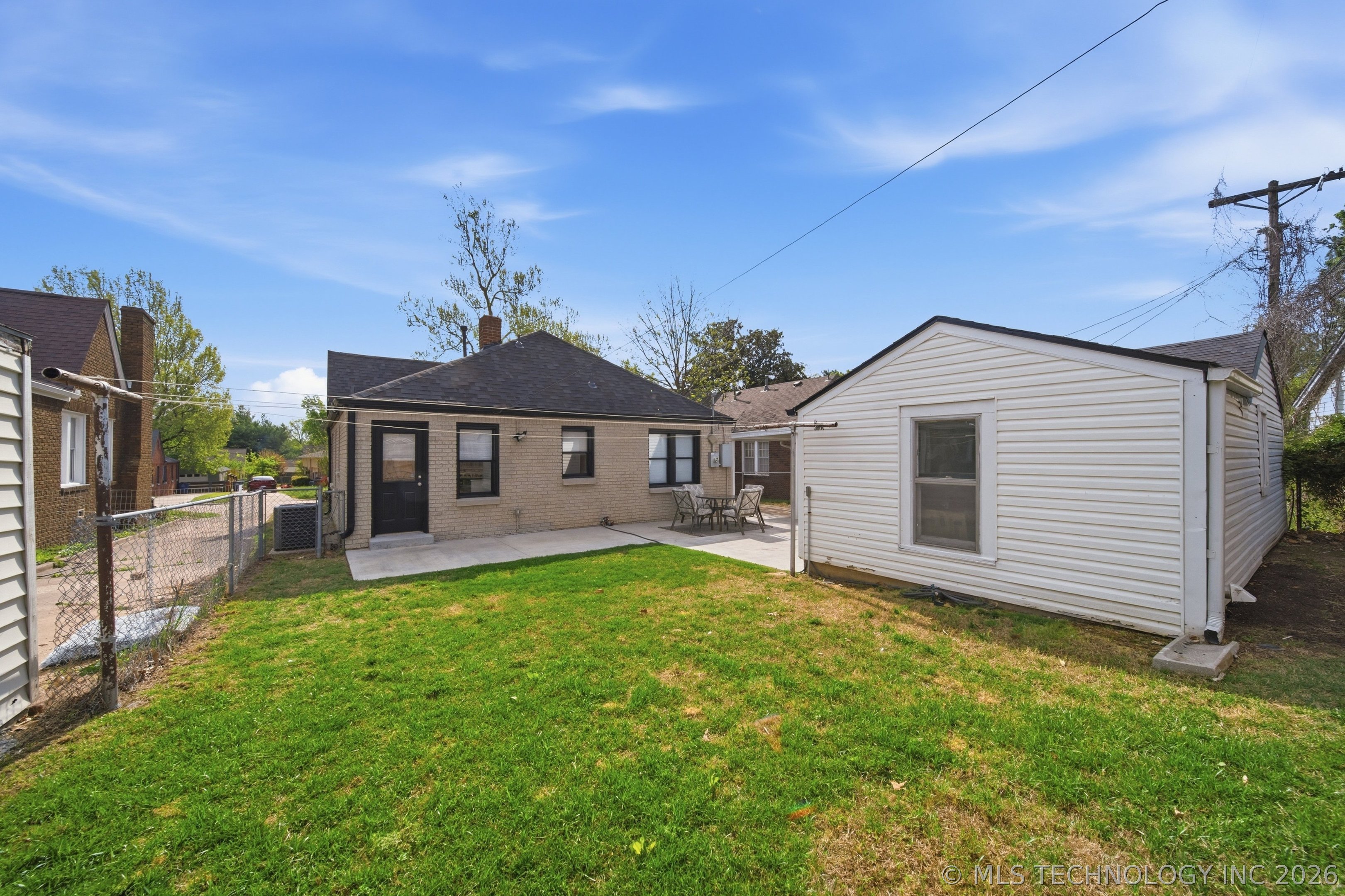 1228 S Knoxville Avenue Tulsa OK 74112