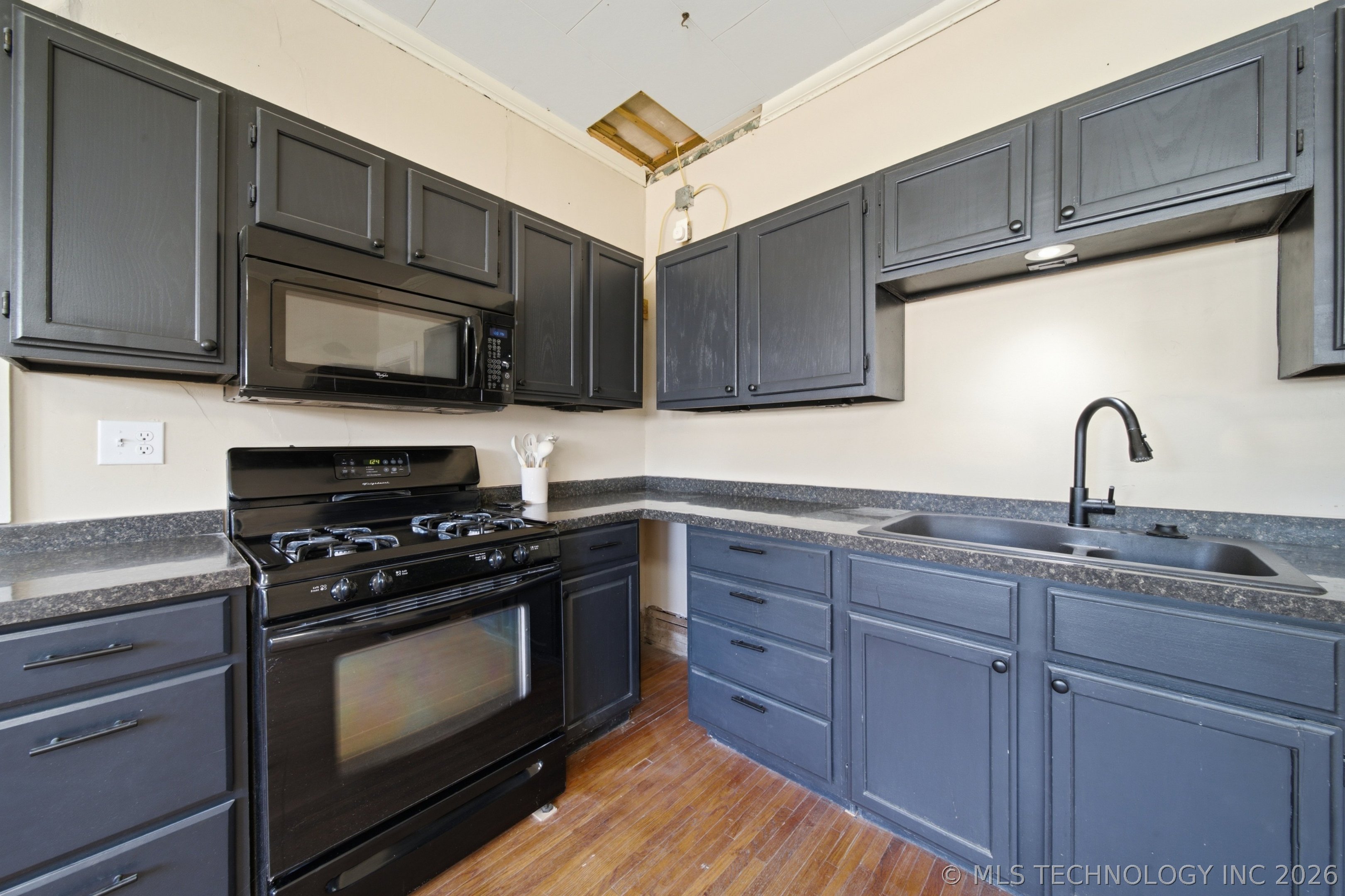603 S Wood Avenue Hominy OK 74035