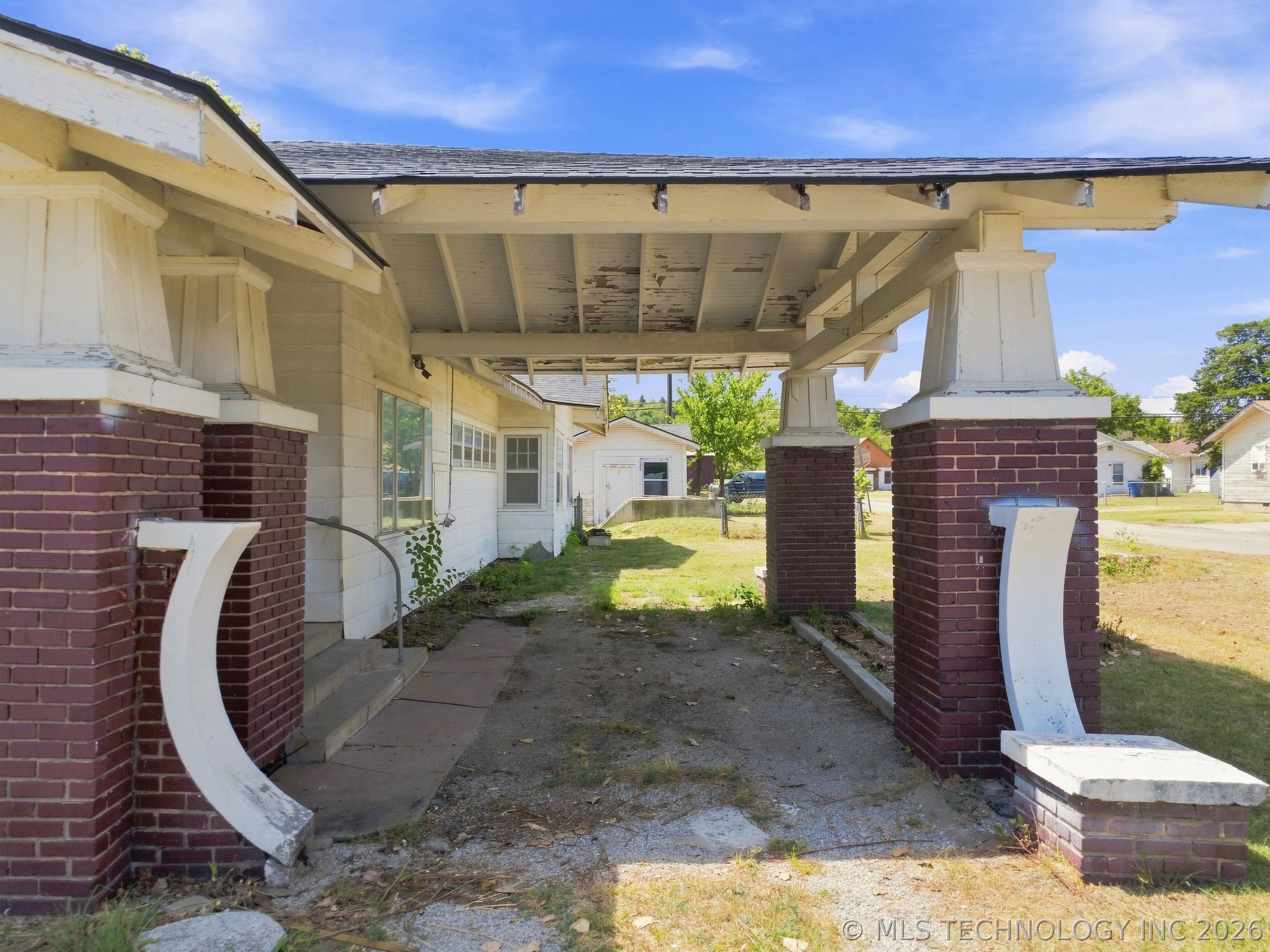 603 S Wood Avenue Hominy OK 74035
