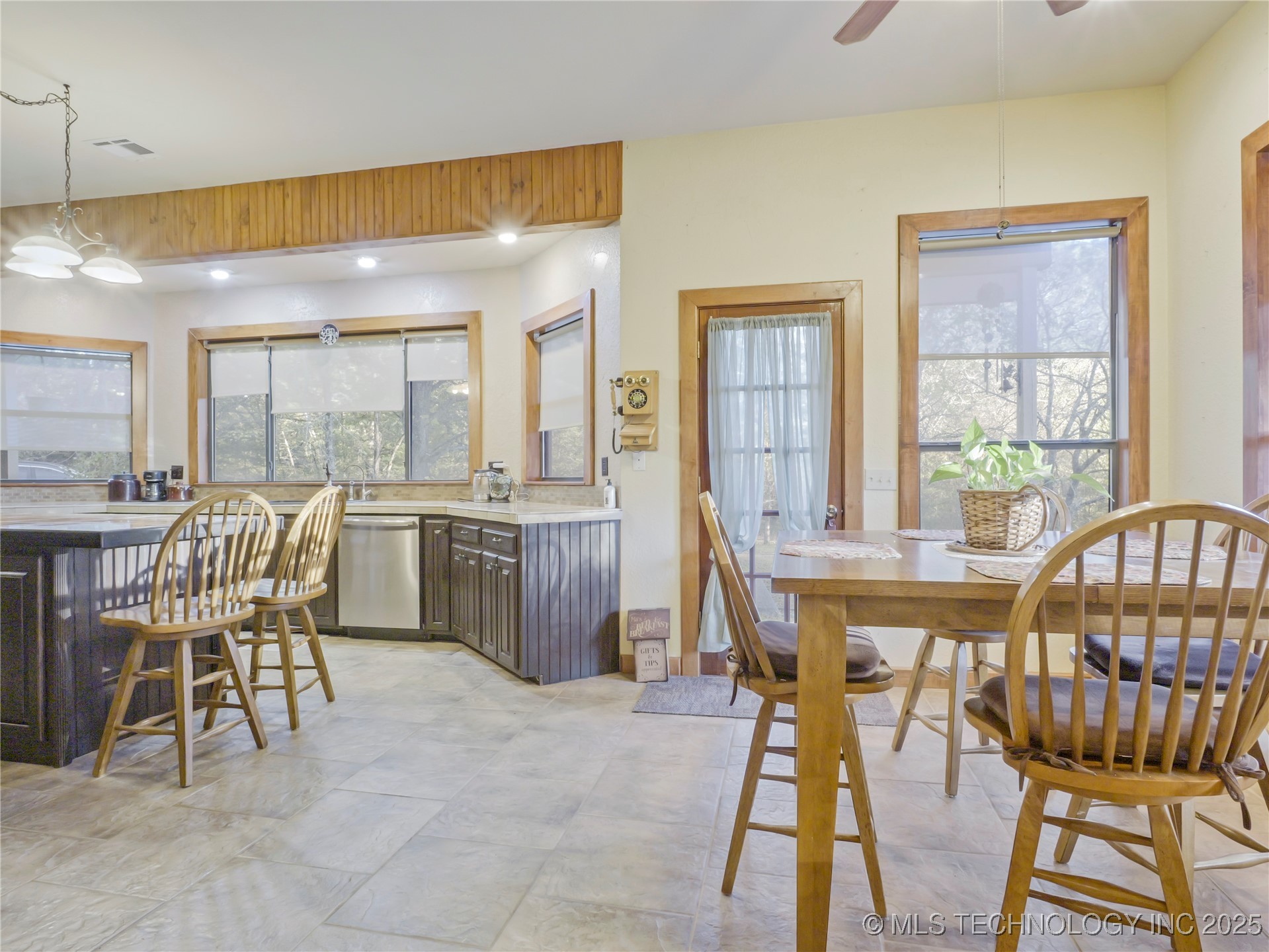 5792 W Lain Lake Road Atoka OK 74525