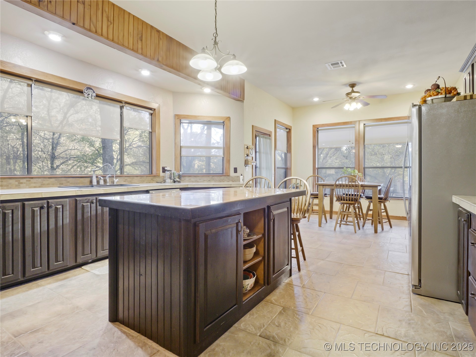 5792 W Lain Lake Road Atoka OK 74525
