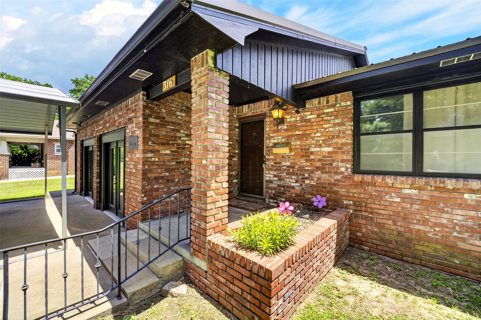 316 N Muskogee OK 74403