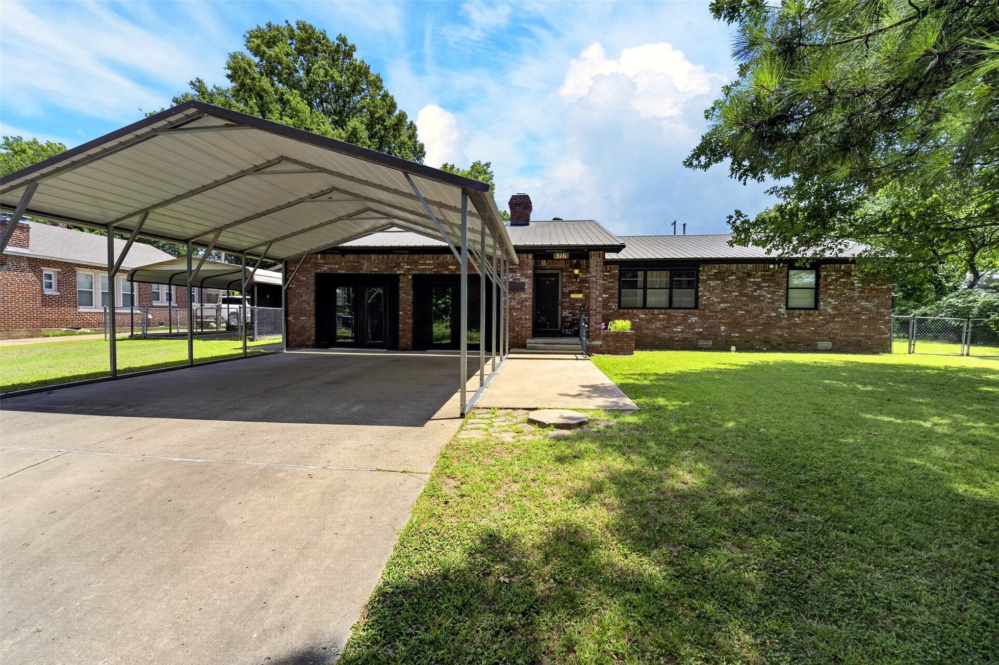 316 N Muskogee OK 74403