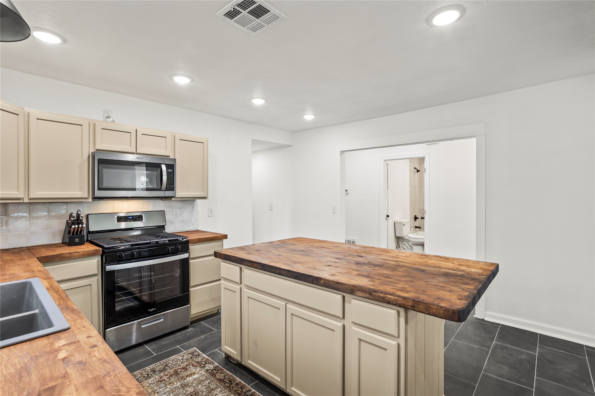 117 S Vann Street Pryor OK 74361