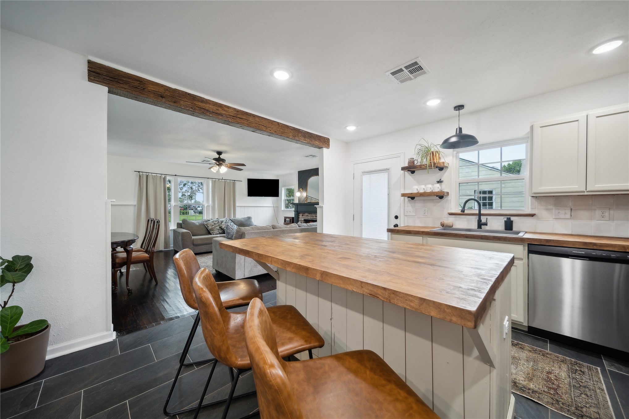 117 S Vann Street Pryor OK 74361