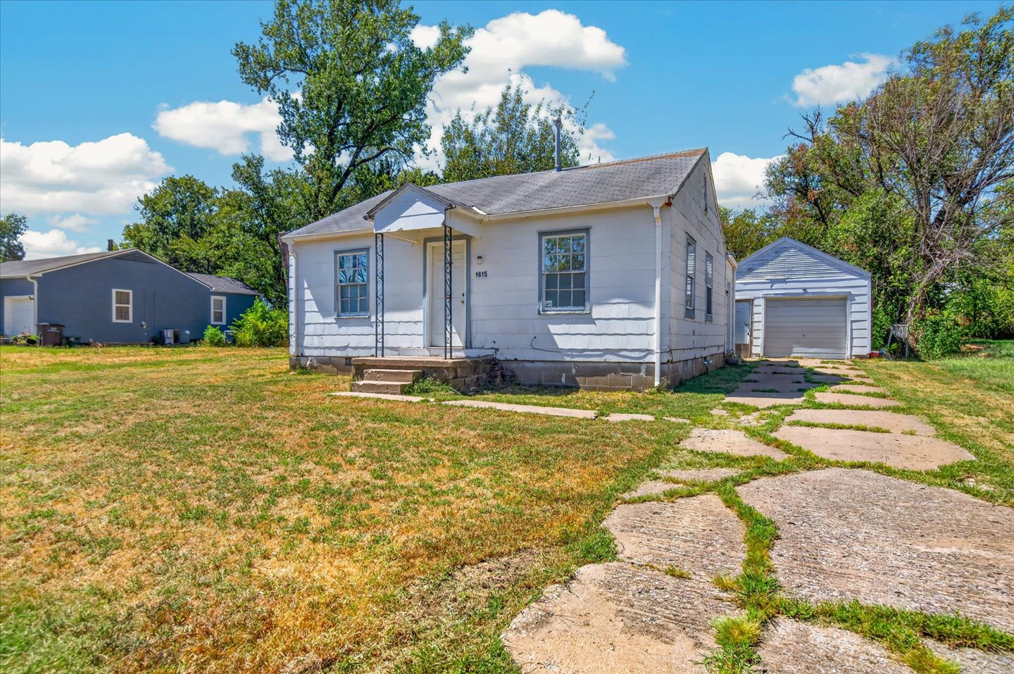 1615 S Maple Bartlesville OK 74003
