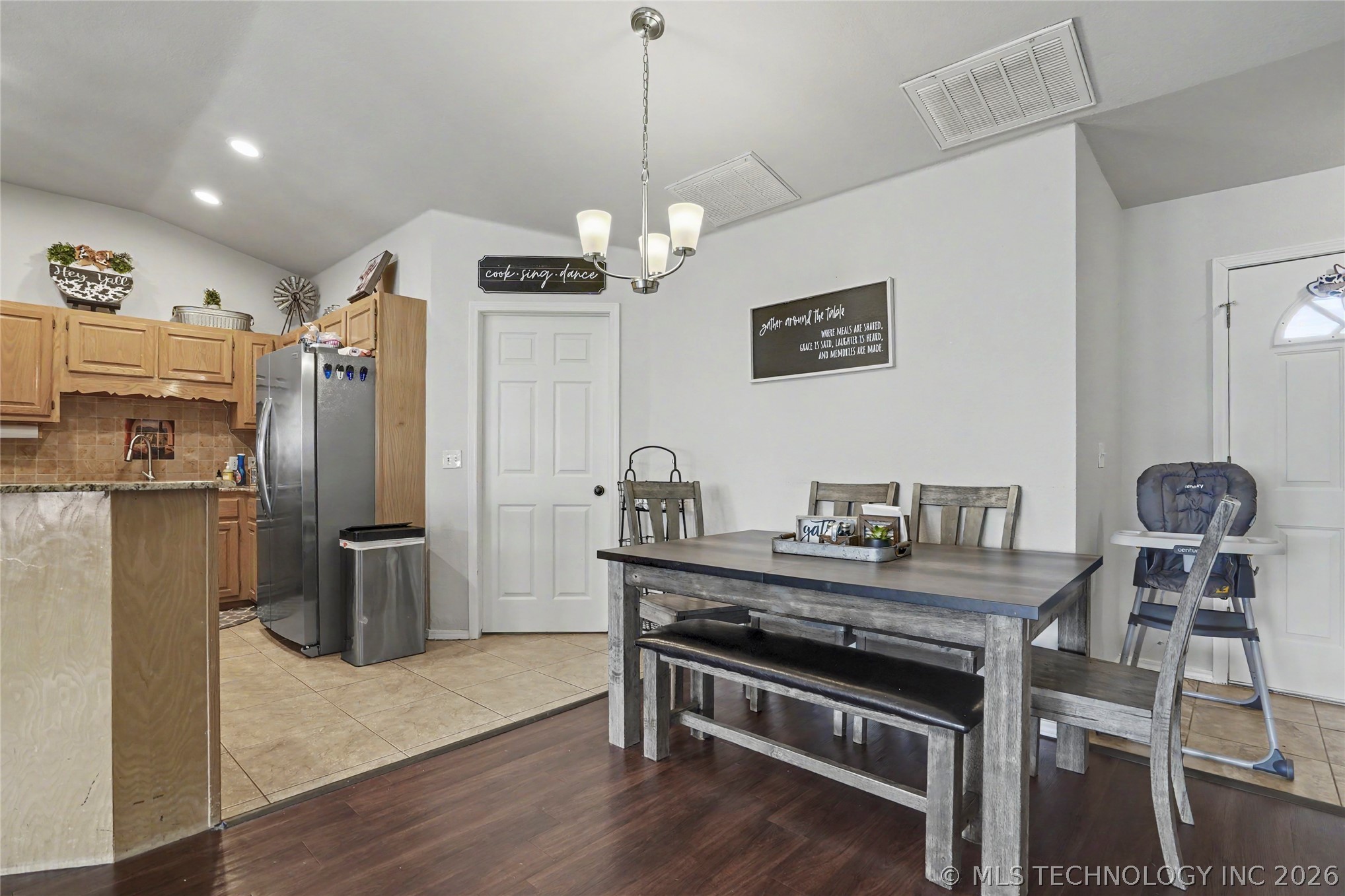 3919 S Rolling Oaks Drive S Tulsa OK 74107