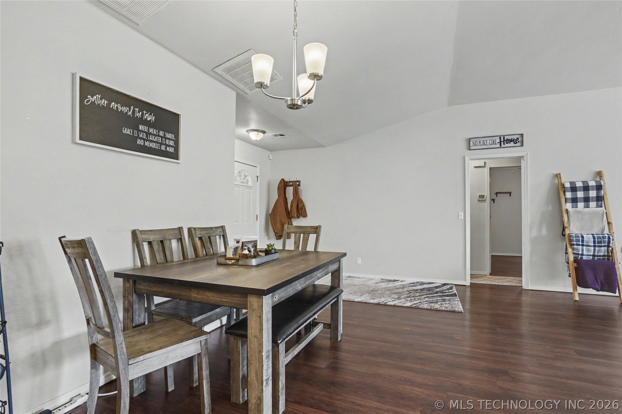 3919 S Rolling Oaks Drive S Tulsa OK 74107