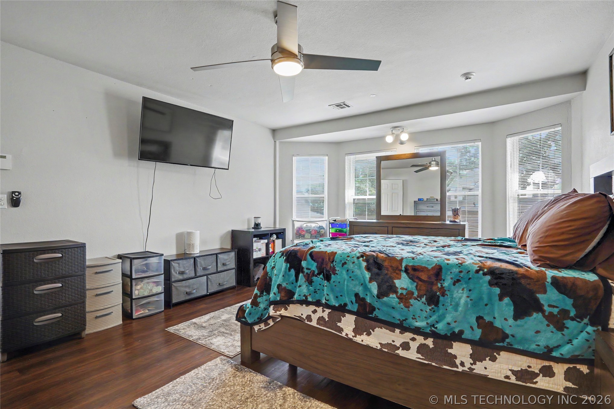 3919 S Rolling Oaks Drive S Tulsa OK 74107