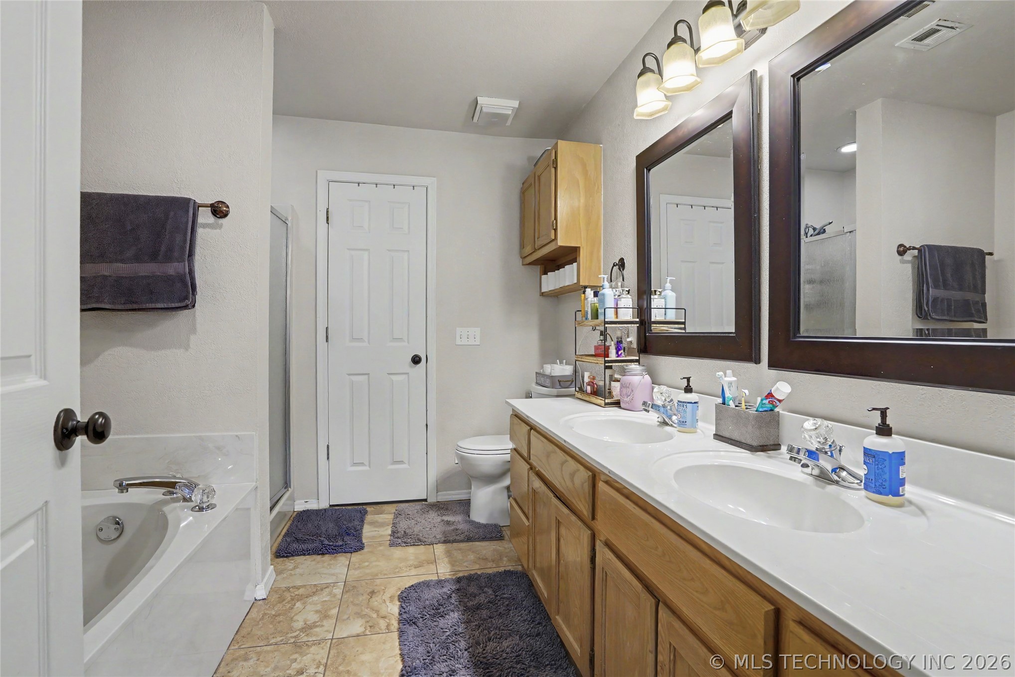 3919 S Rolling Oaks Drive S Tulsa OK 74107