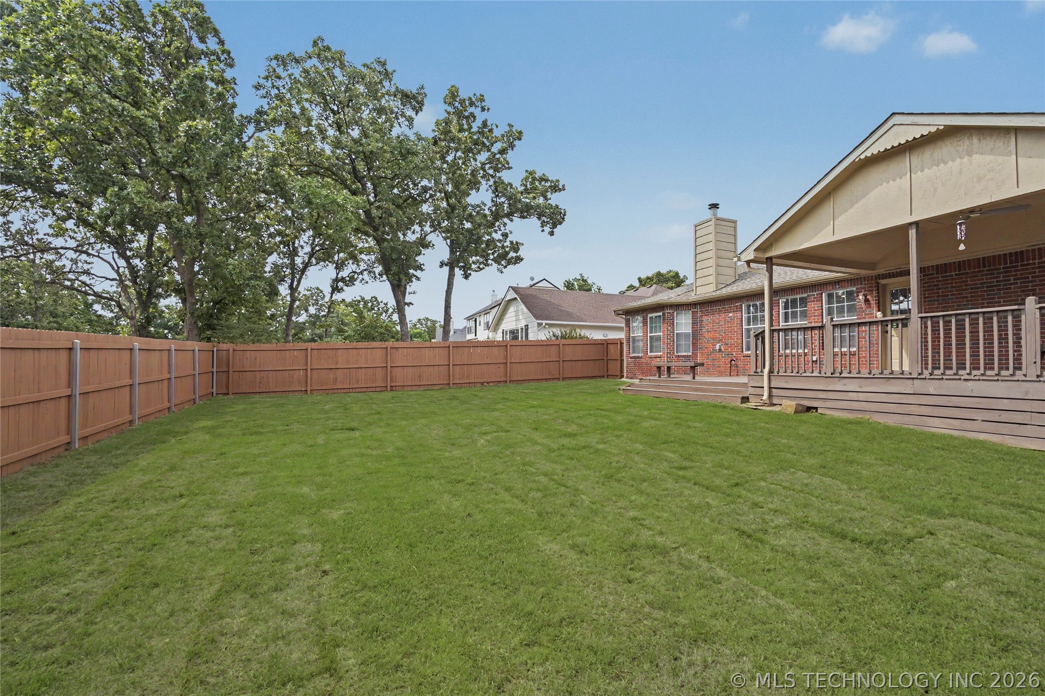 3919 S Rolling Oaks Drive S Tulsa OK 74107
