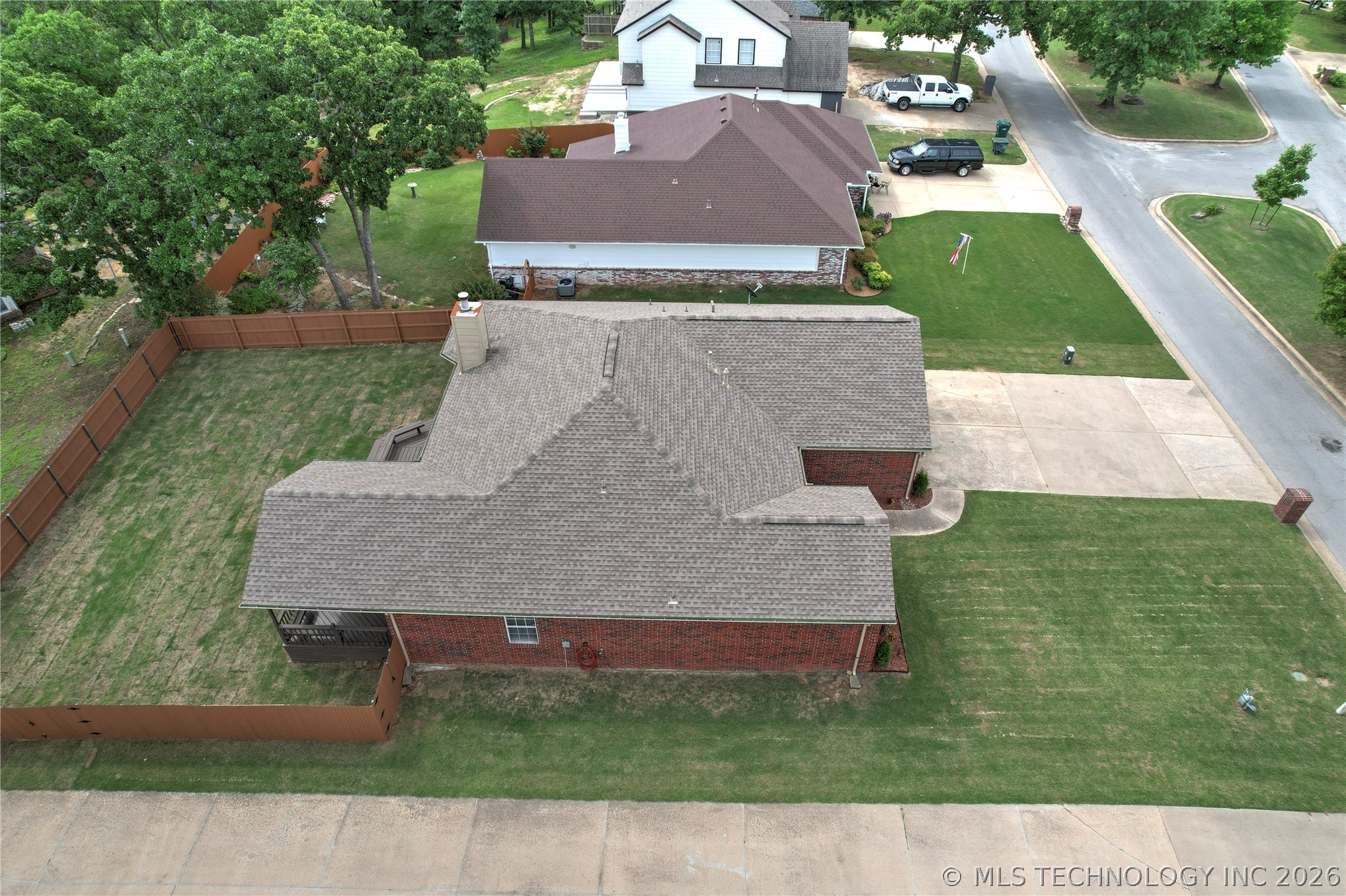 3919 S Rolling Oaks Drive S Tulsa OK 74107