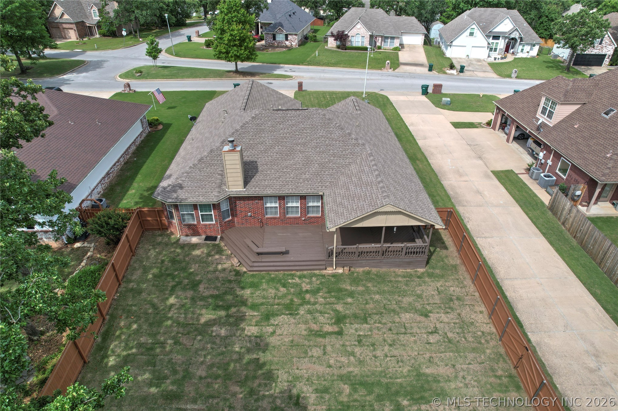 3919 S Rolling Oaks Drive S Tulsa OK 74107