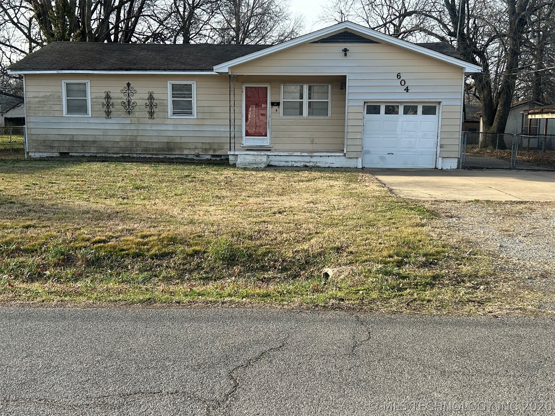 604 SE 7th Street Wagoner OK 74467