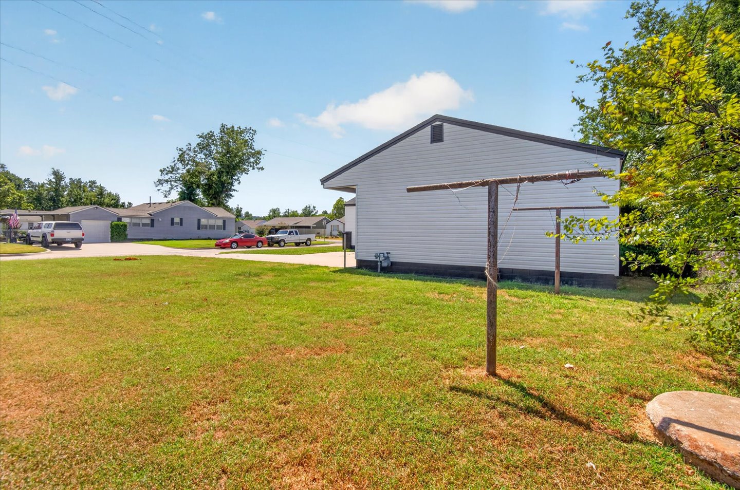 2254 S Dewey Avenue Bartlesville OK 74003