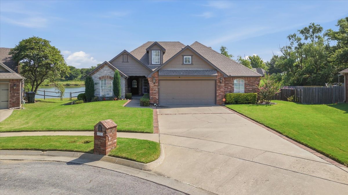 9903 E 100th Place N Owasso OK 74055