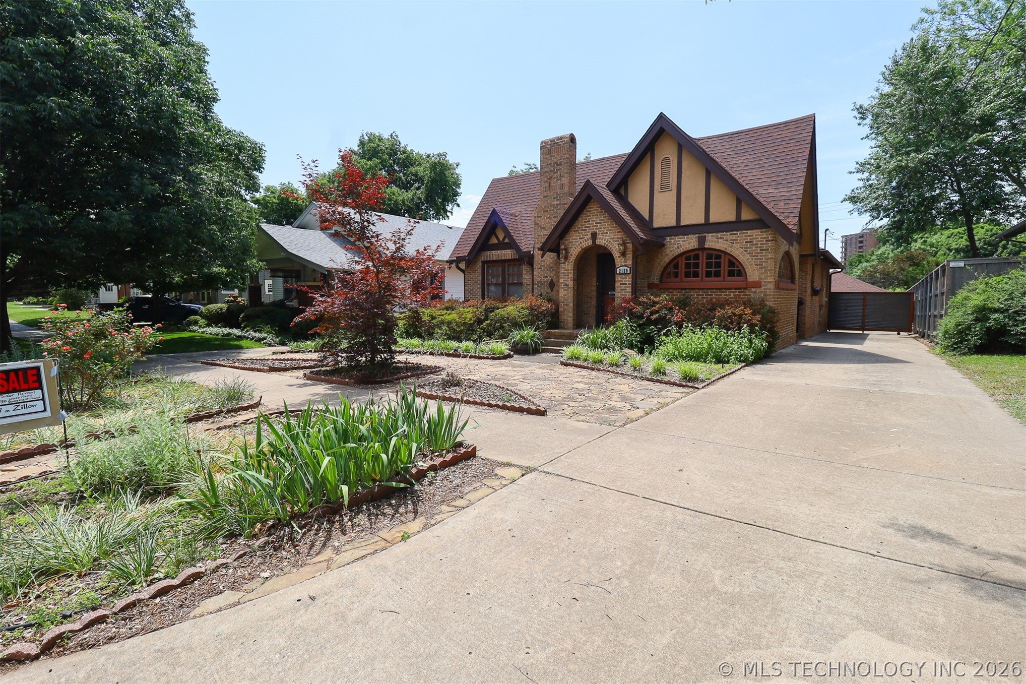 2120 E 18th Street Tulsa OK 74104