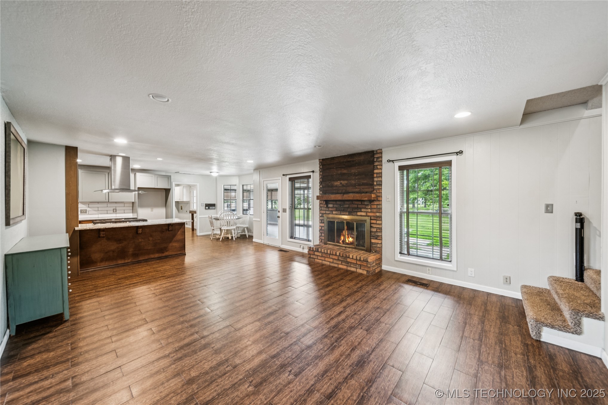 6103 S 223rd East Avenue Broken Arrow OK 74014