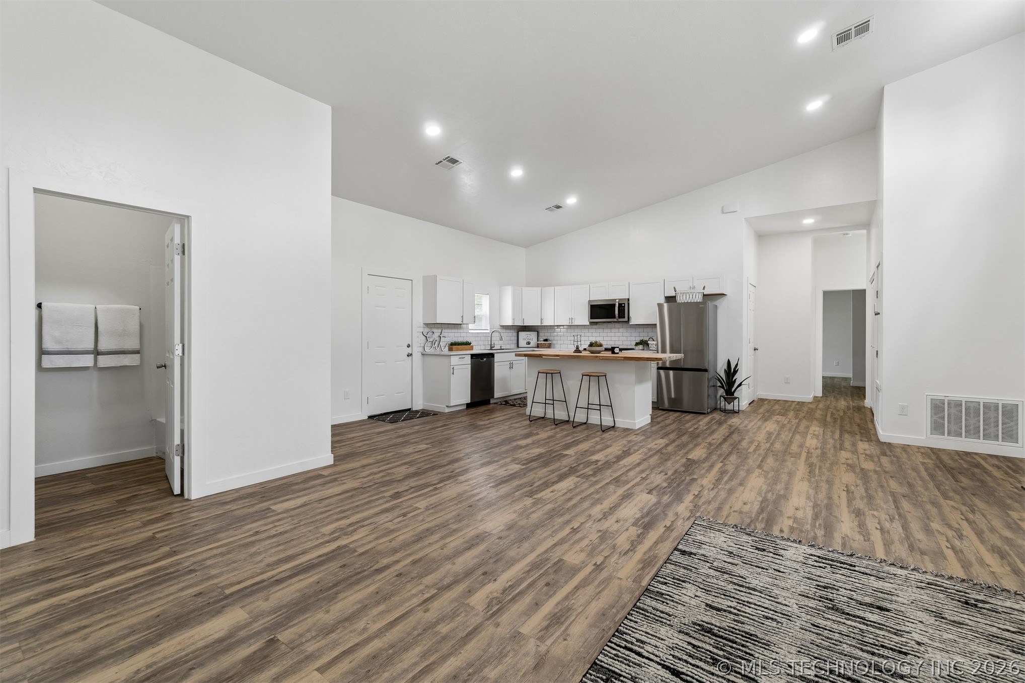 1427 S Little Avenue Cushing OK 74023