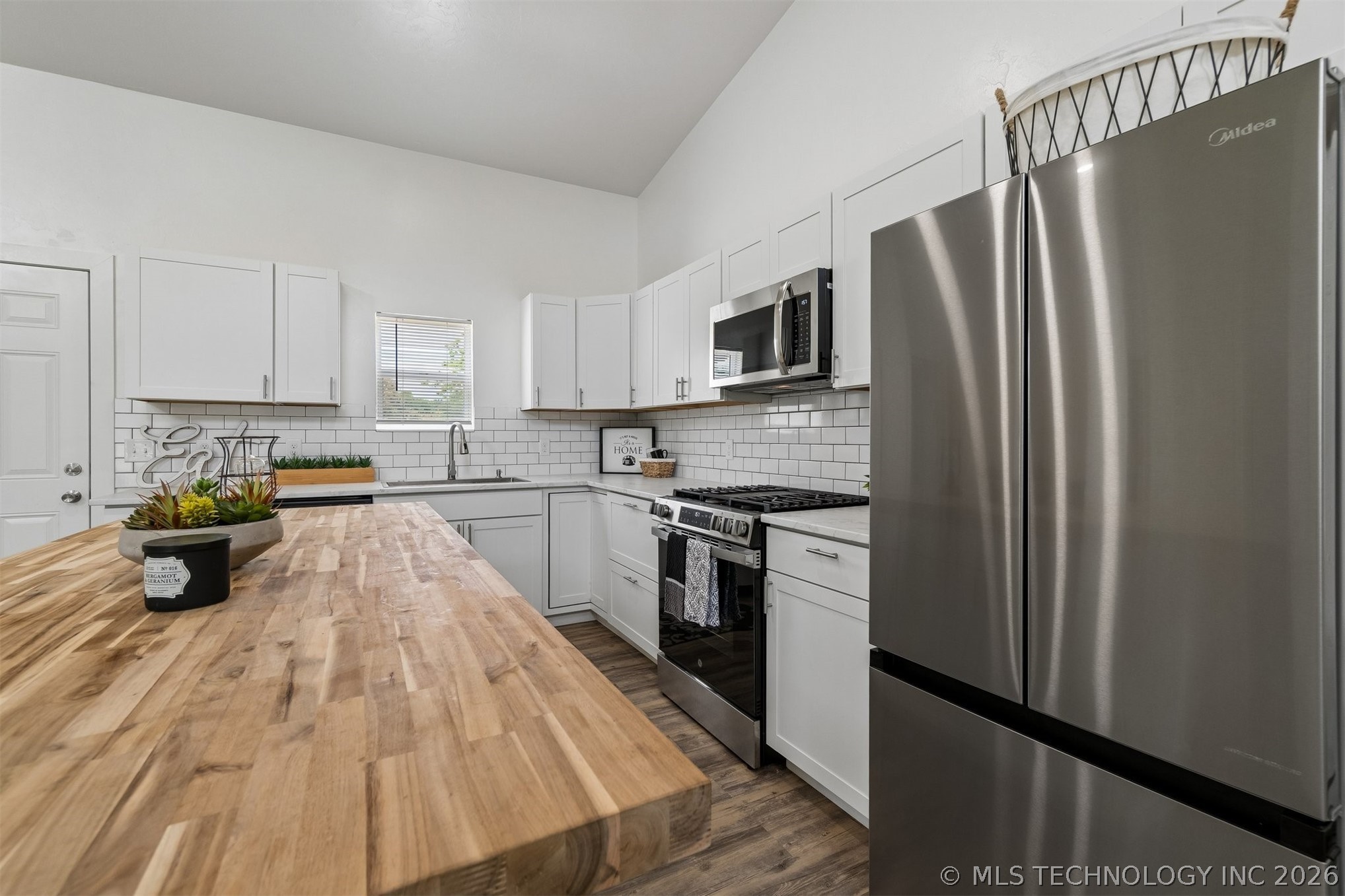 1427 S Little Avenue Cushing OK 74023