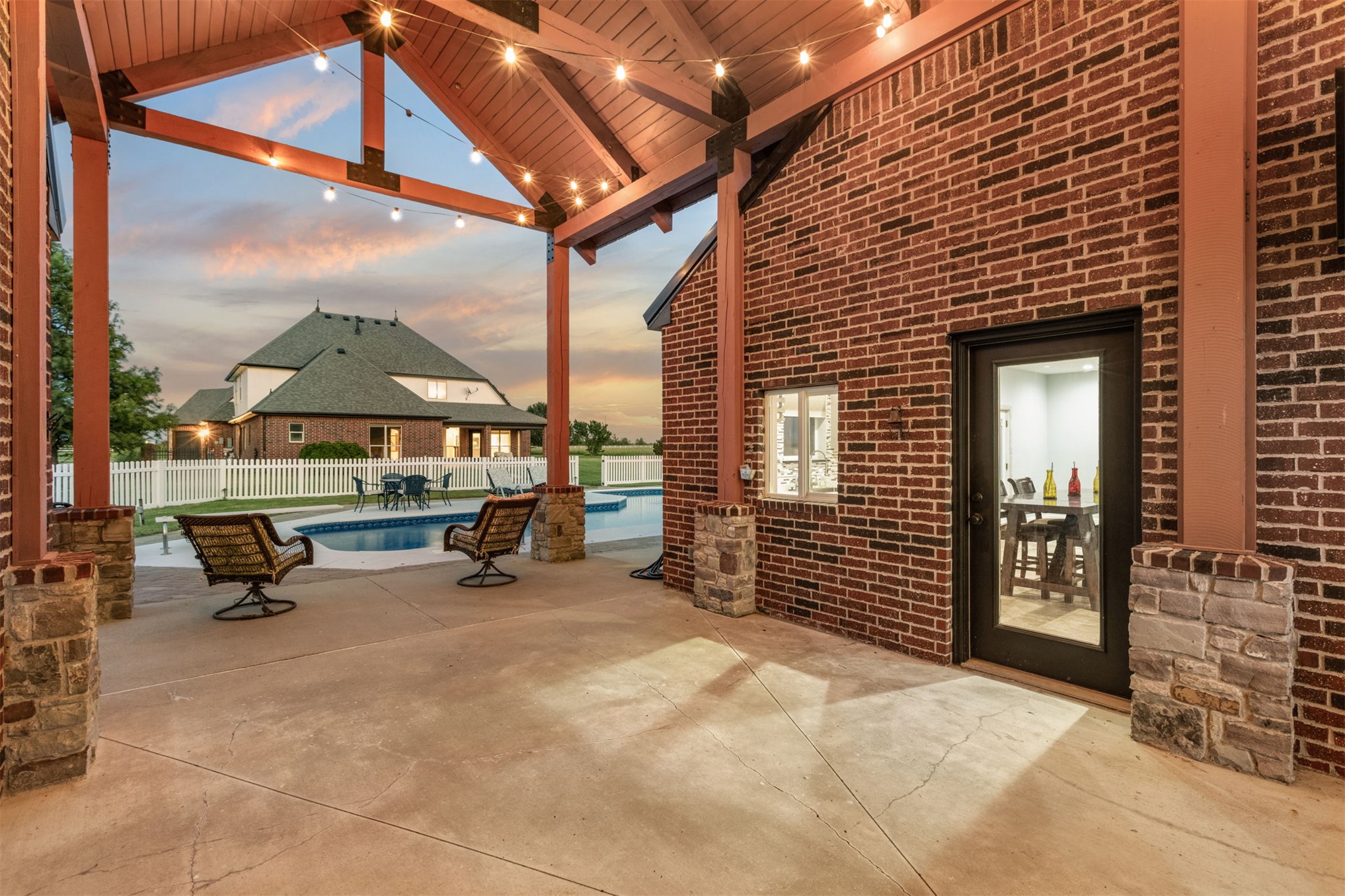 16727 N 300 Road Morris OK 74445
