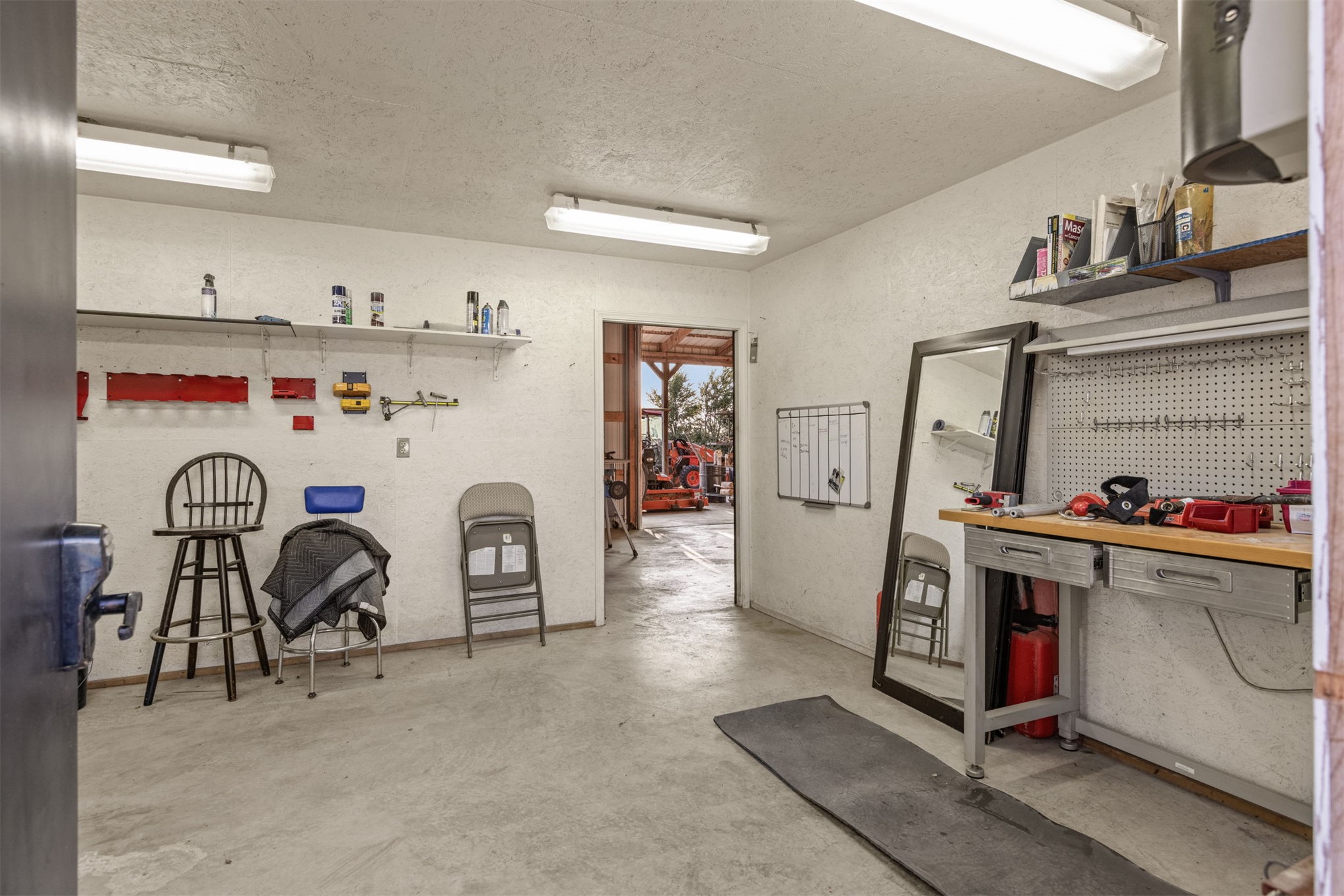 16727 N 300 Road Morris OK 74445
