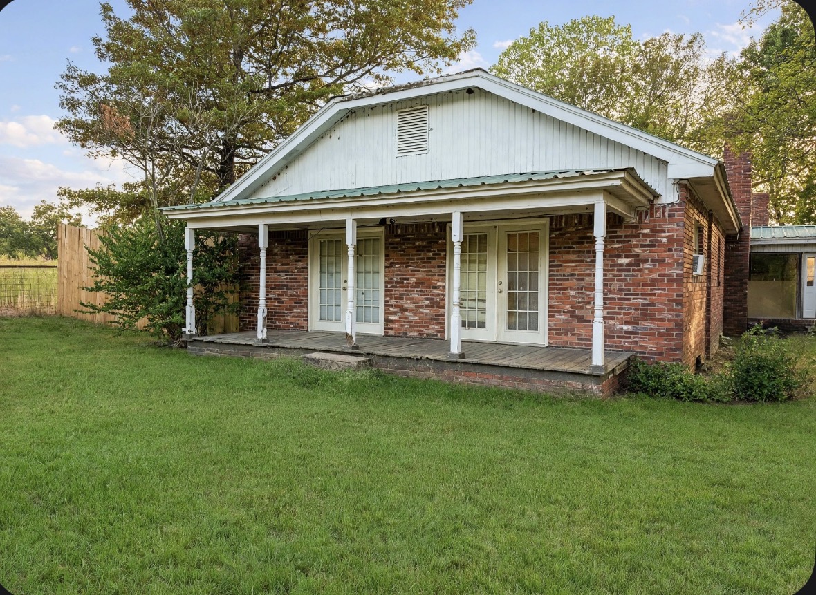 2649 N 377 Road Holdenville OK 74848
