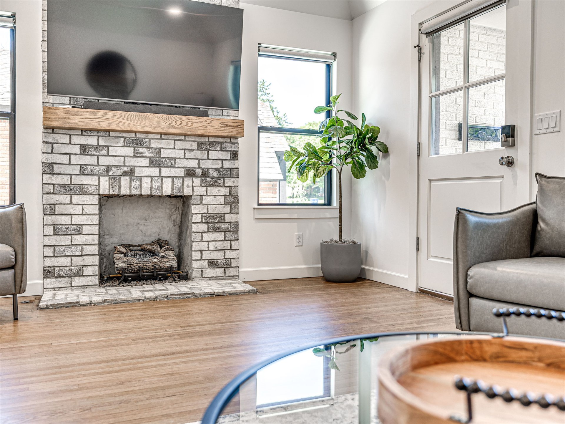 1540 S Columbia Place Tulsa OK 74104