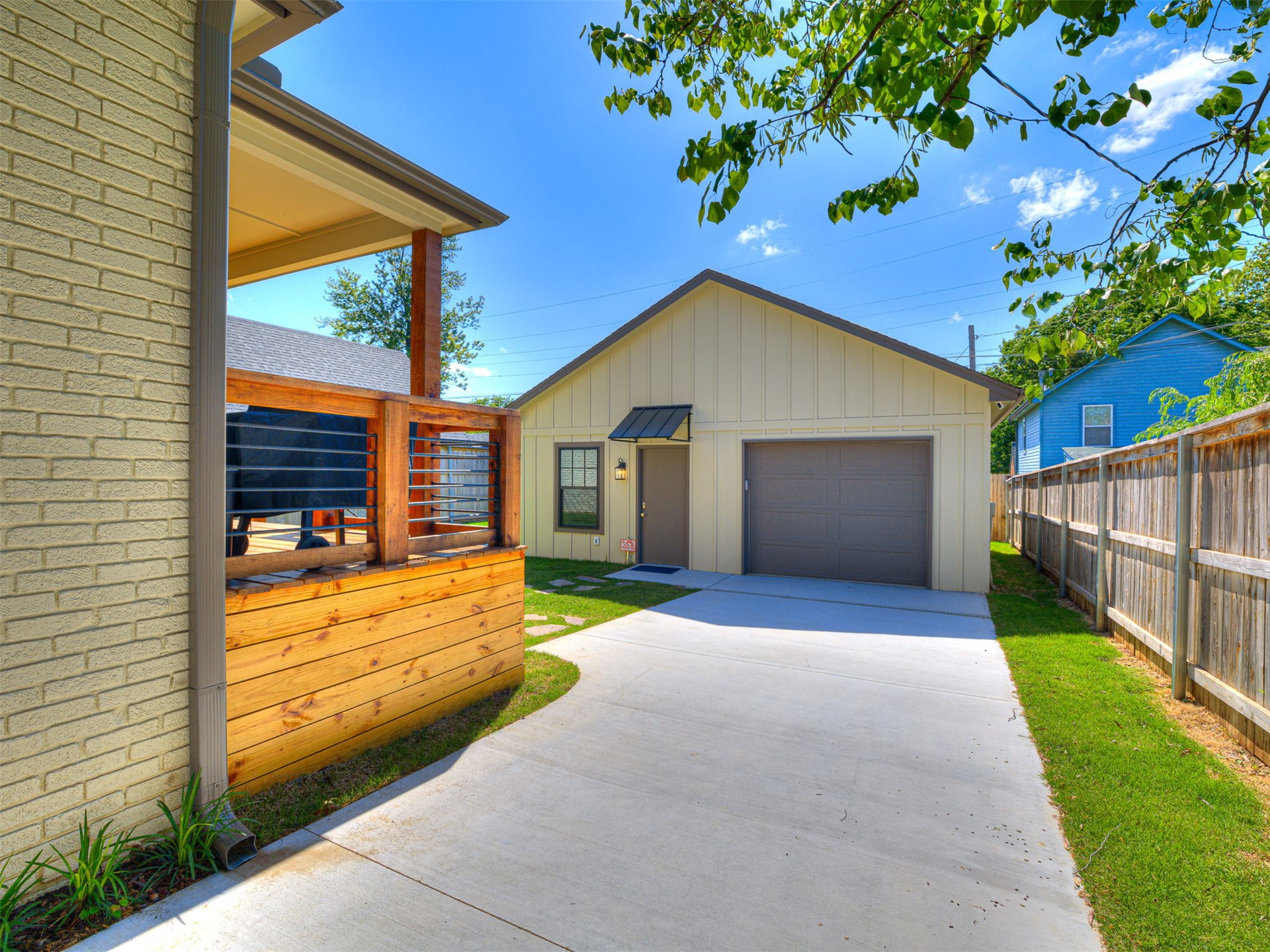 1540 S Columbia Place Tulsa OK 74104