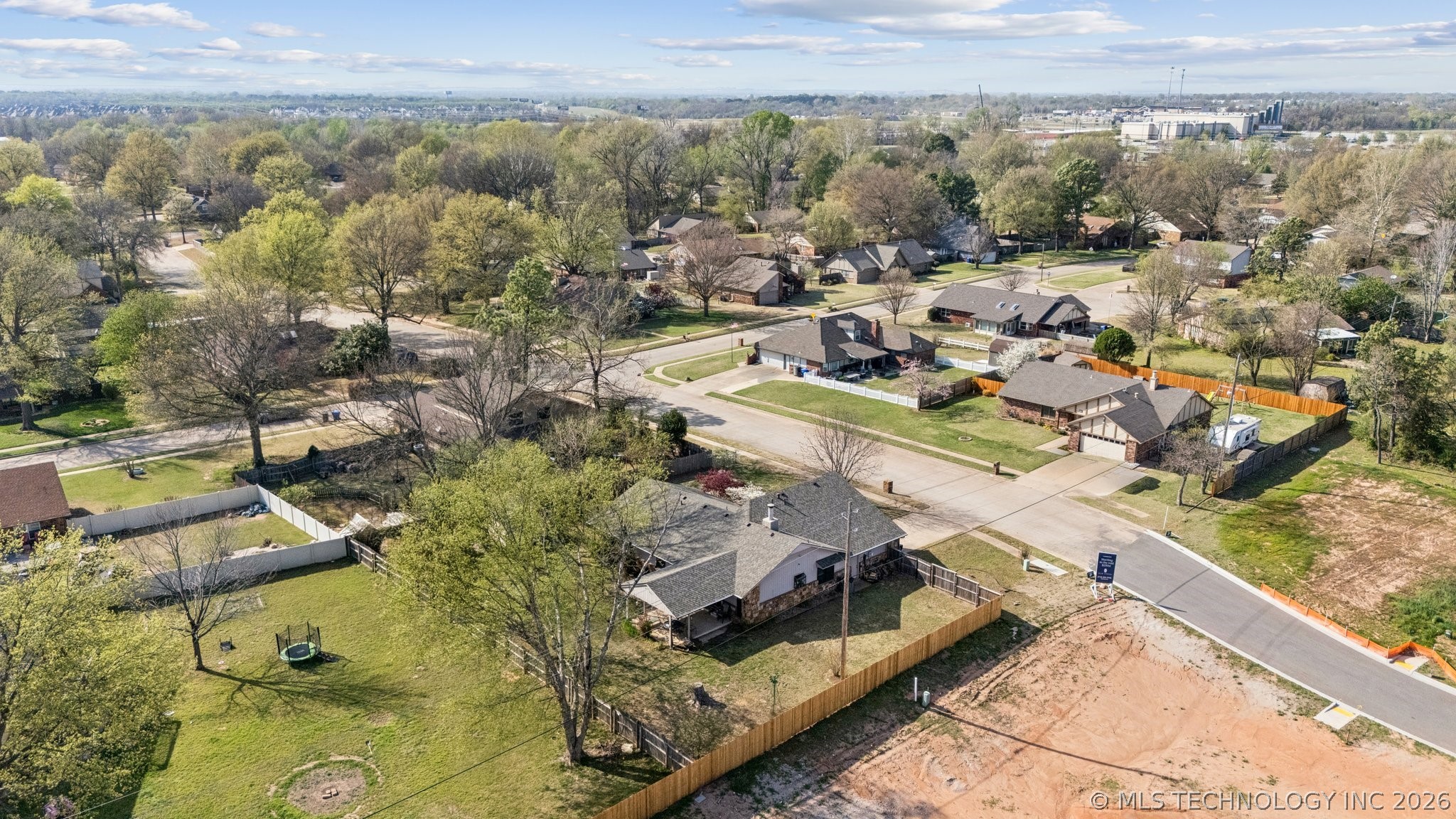 1401 W Albuquerque Street Broken Arrow OK 74011