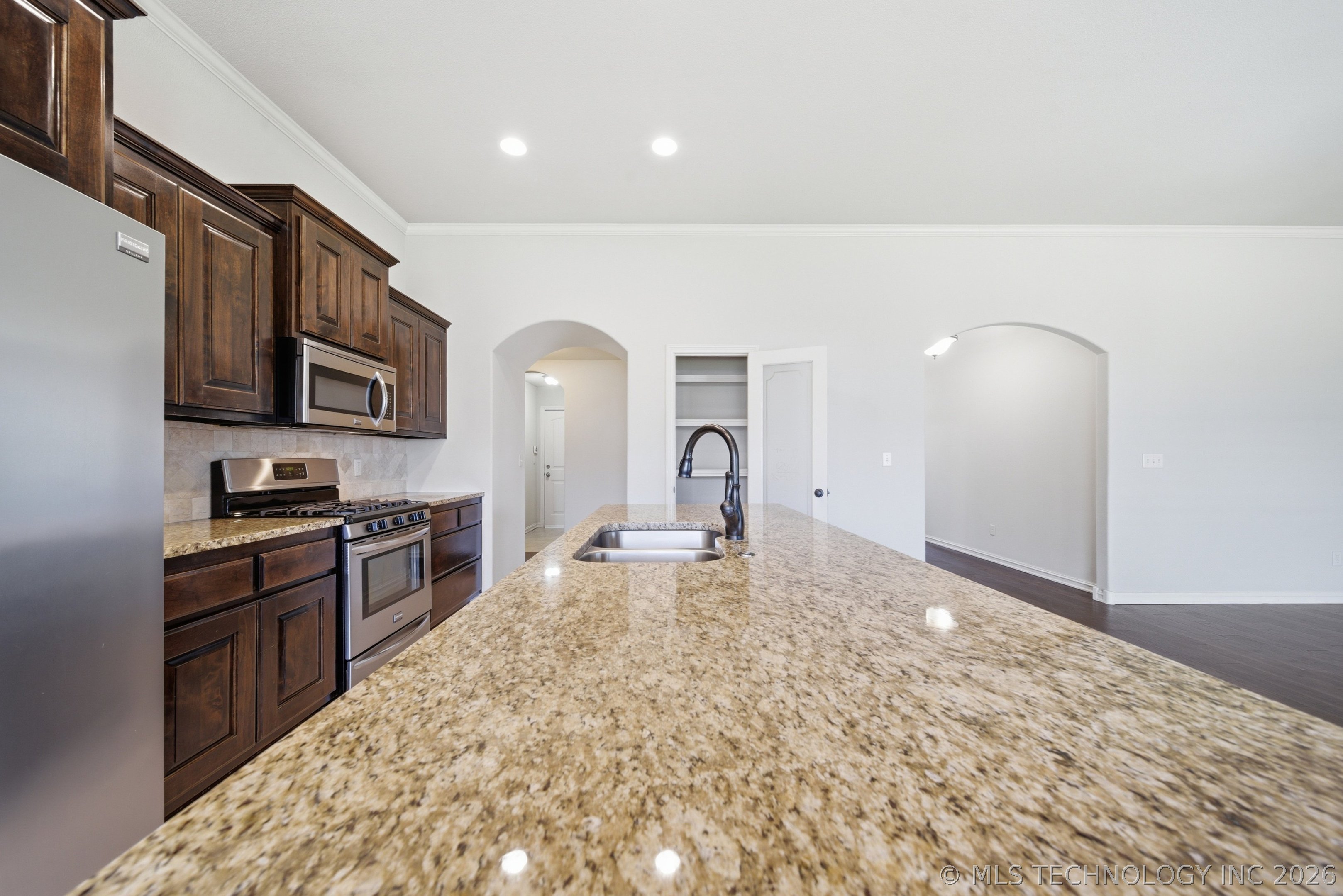 2501 S 16th Court Broken Arrow OK 74012
