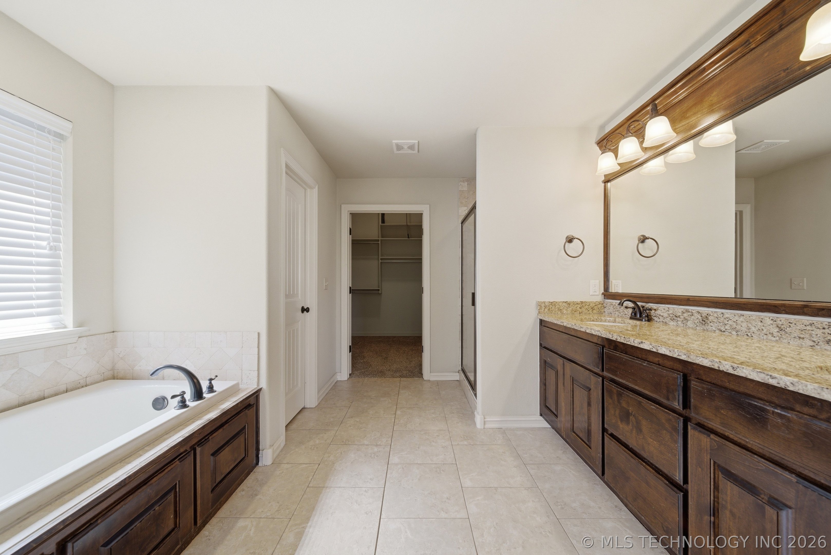 2501 S 16th Court Broken Arrow OK 74012