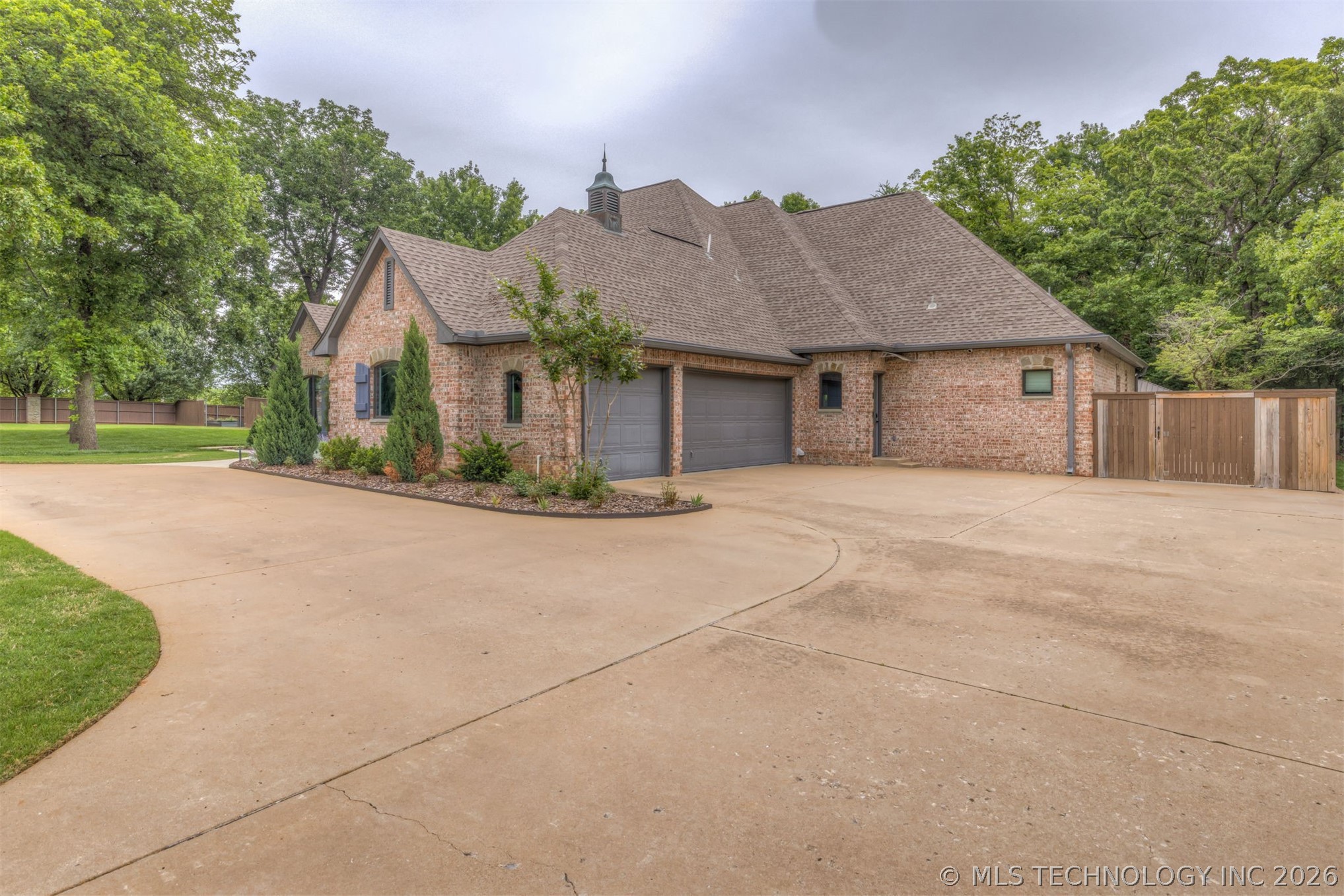 4103 Cedarwood Avenue Sand Springs OK 74063