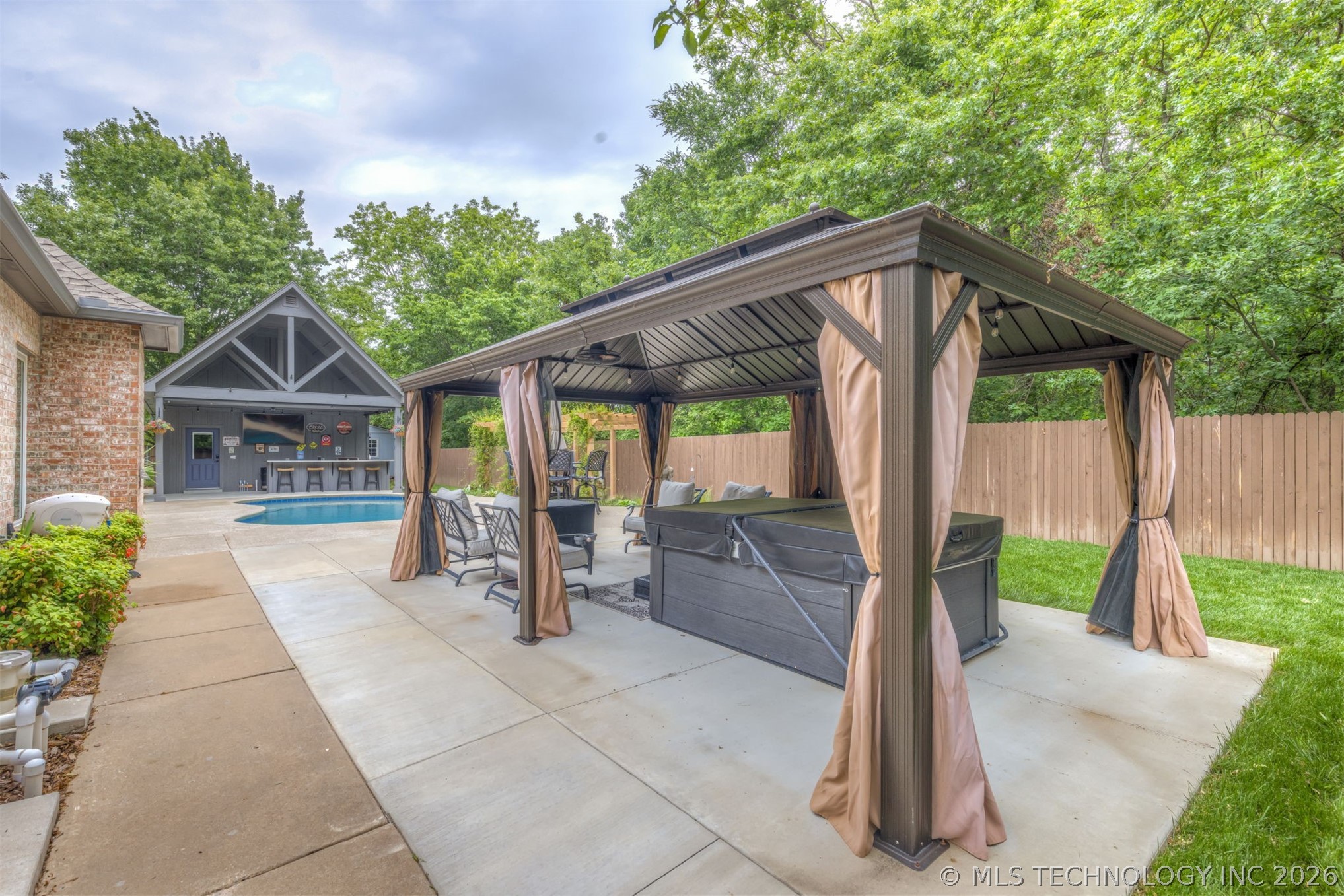 4103 Cedarwood Avenue Sand Springs OK 74063