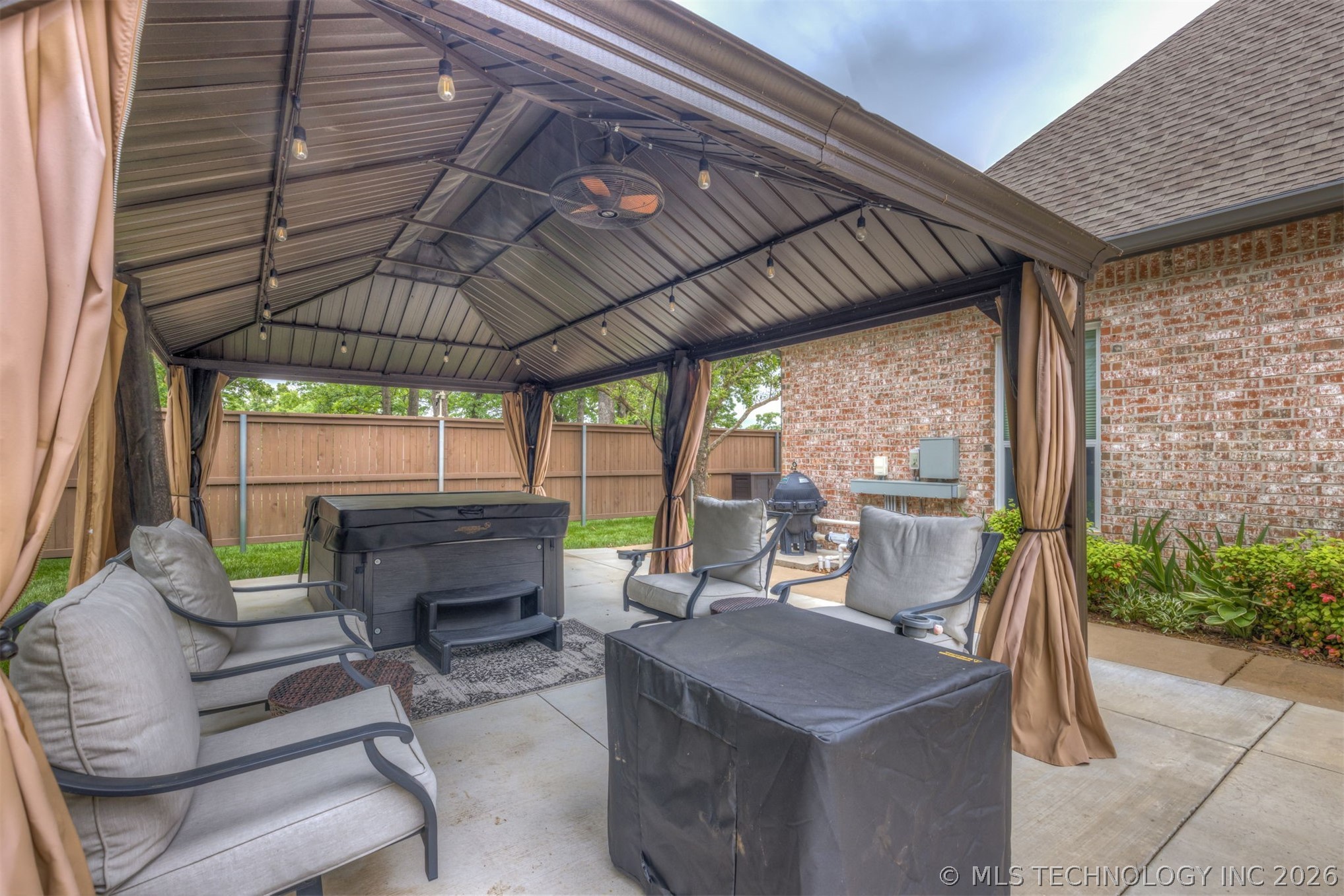 4103 Cedarwood Avenue Sand Springs OK 74063