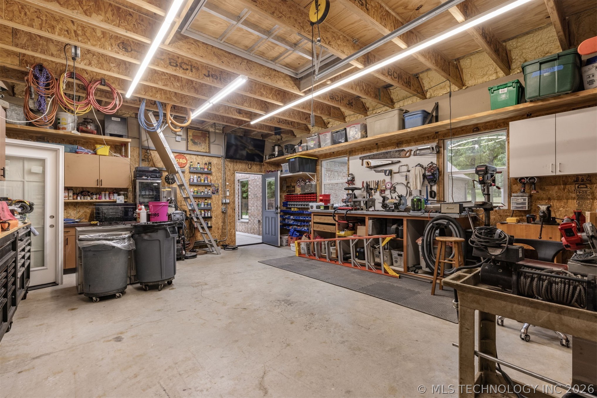 4103 Cedarwood Avenue Sand Springs OK 74063