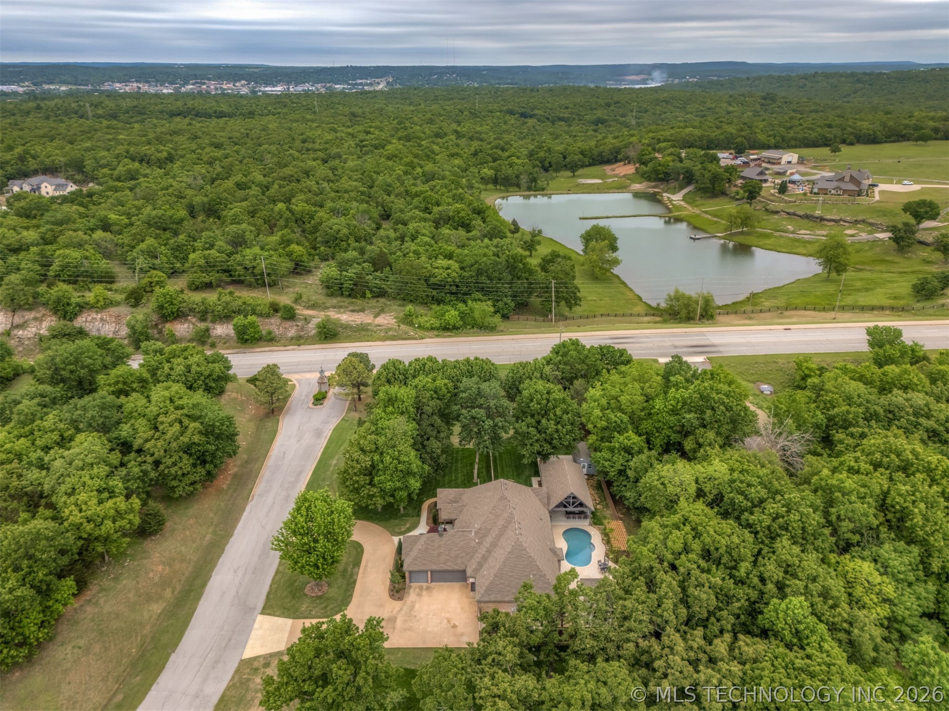4103 Cedarwood Avenue Sand Springs OK 74063