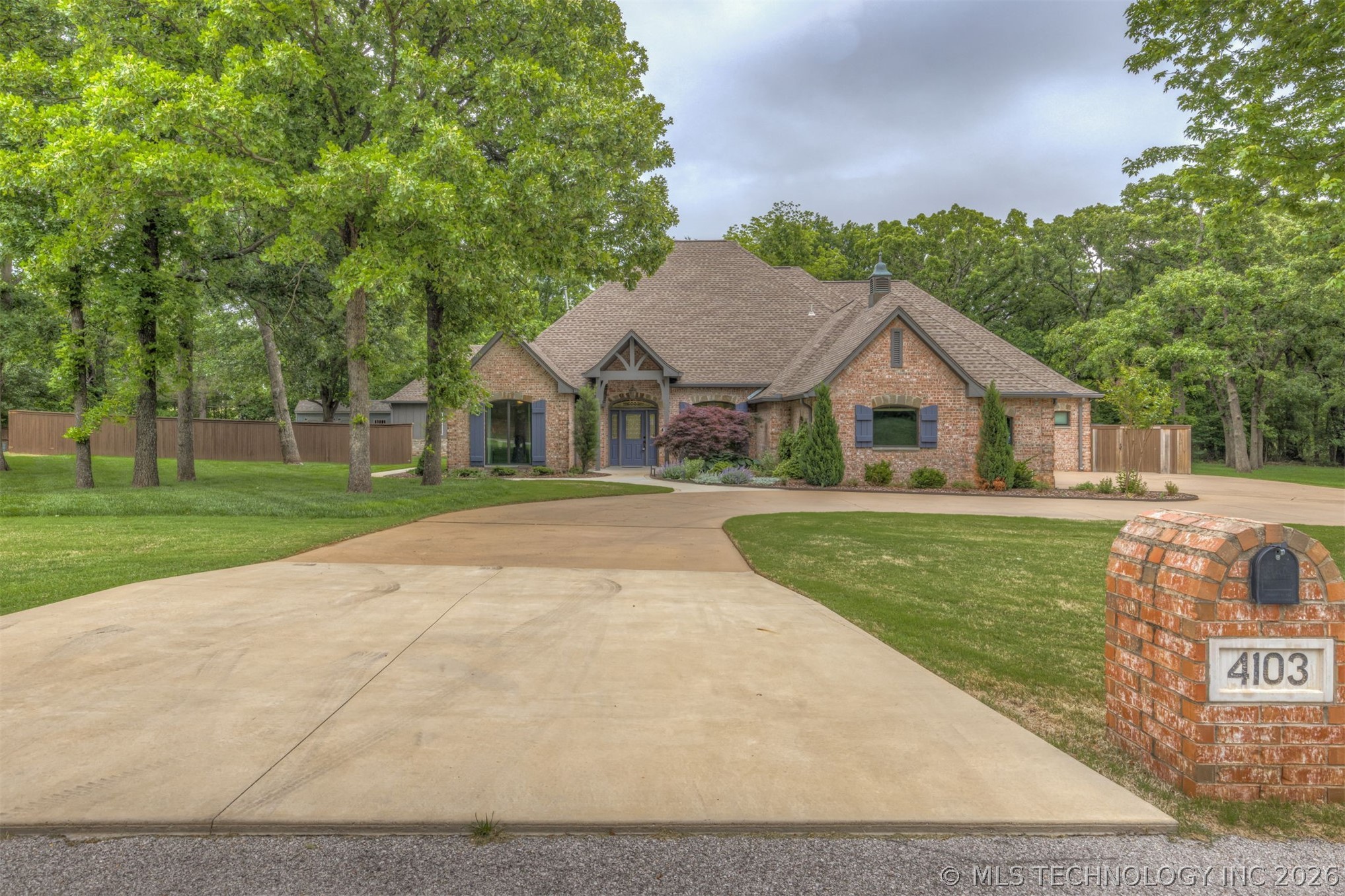 4103 Cedarwood Avenue Sand Springs OK 74063