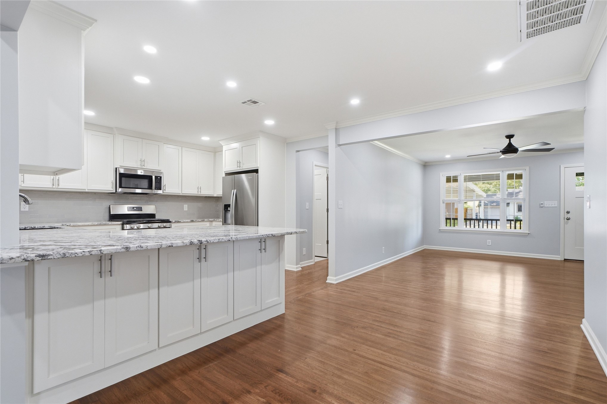 332 E 45th Place Tulsa OK 74105